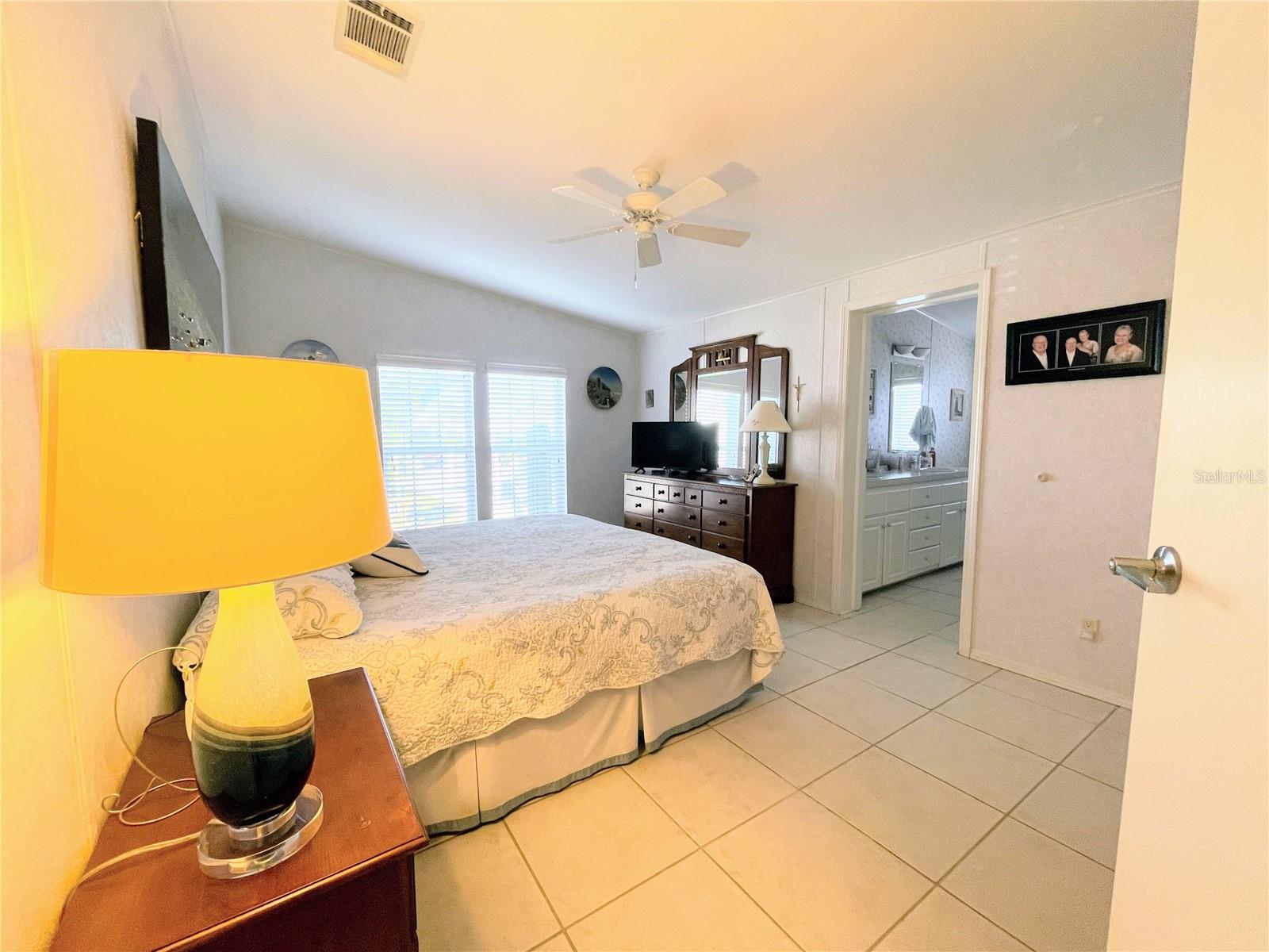 Image 12 of 19 For 704 Carefree