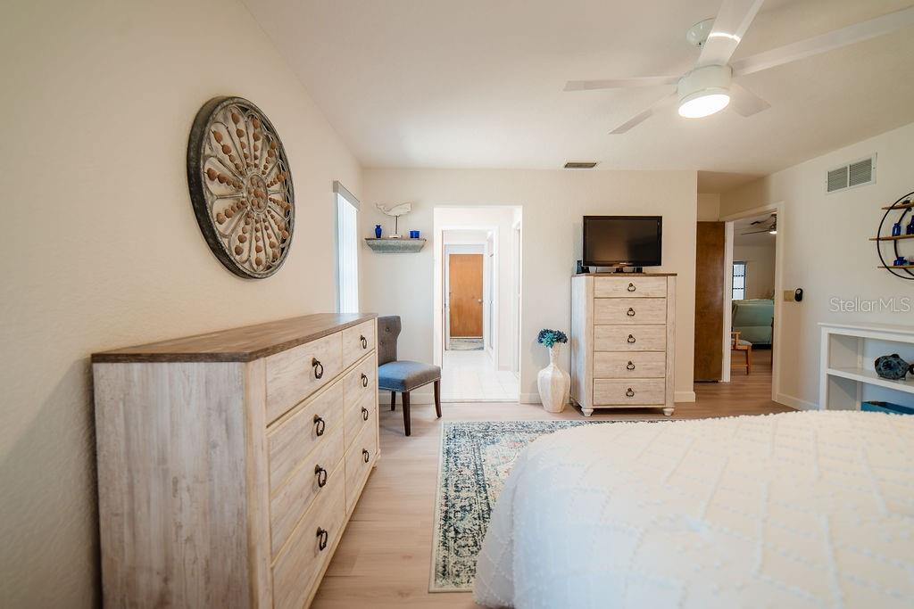 Image 12 of 27 For 9273 Carnation Avenue