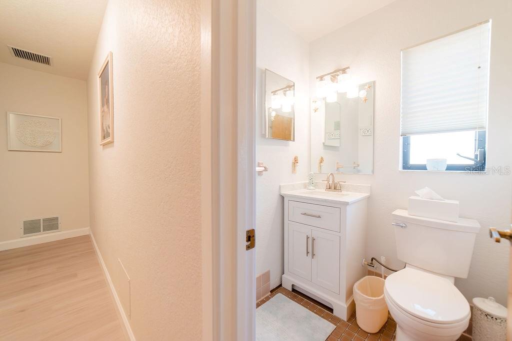 Image 18 of 27 For 9273 Carnation Avenue