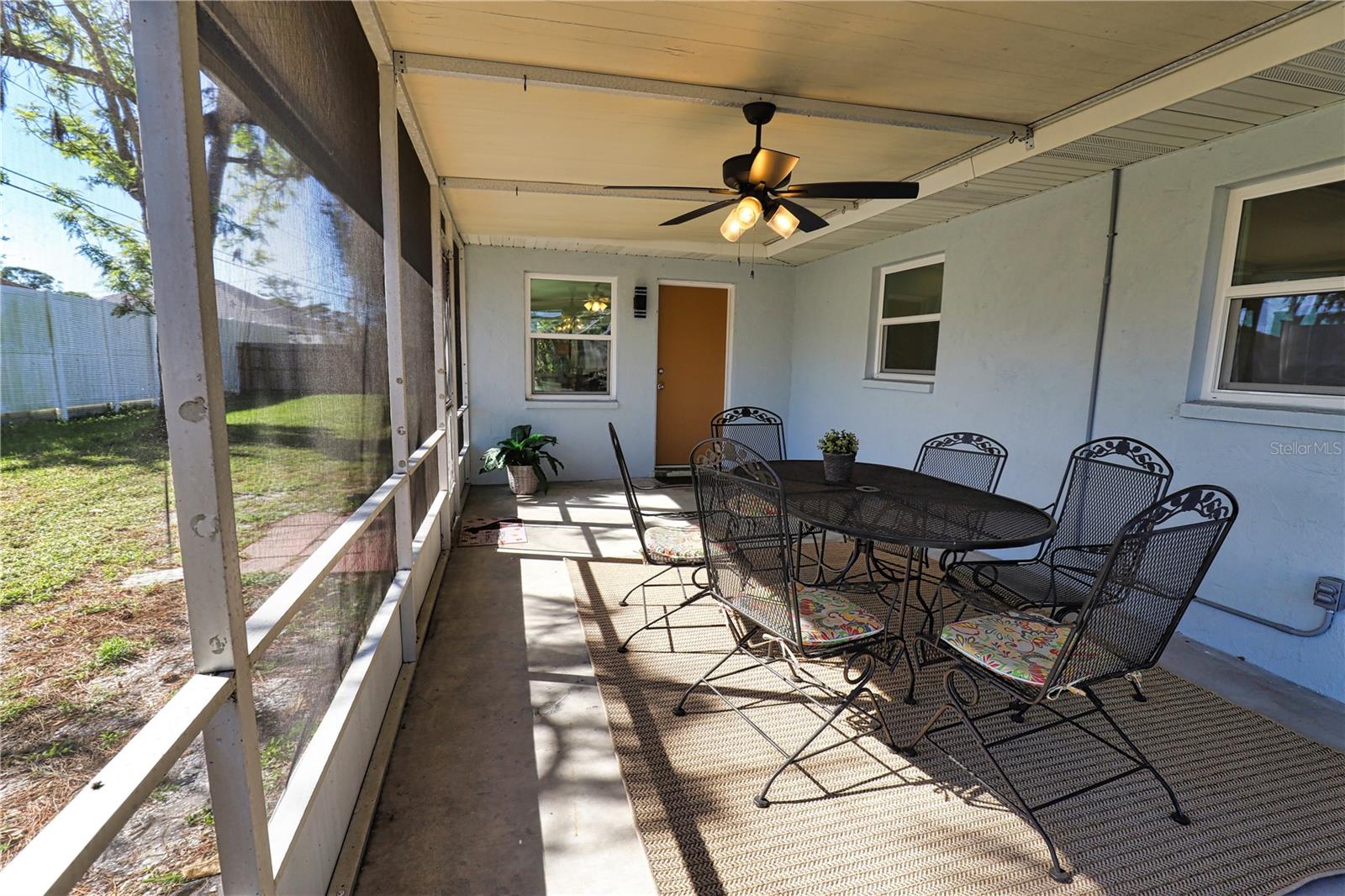 Image 37 of 38 For 1141 Royal Road