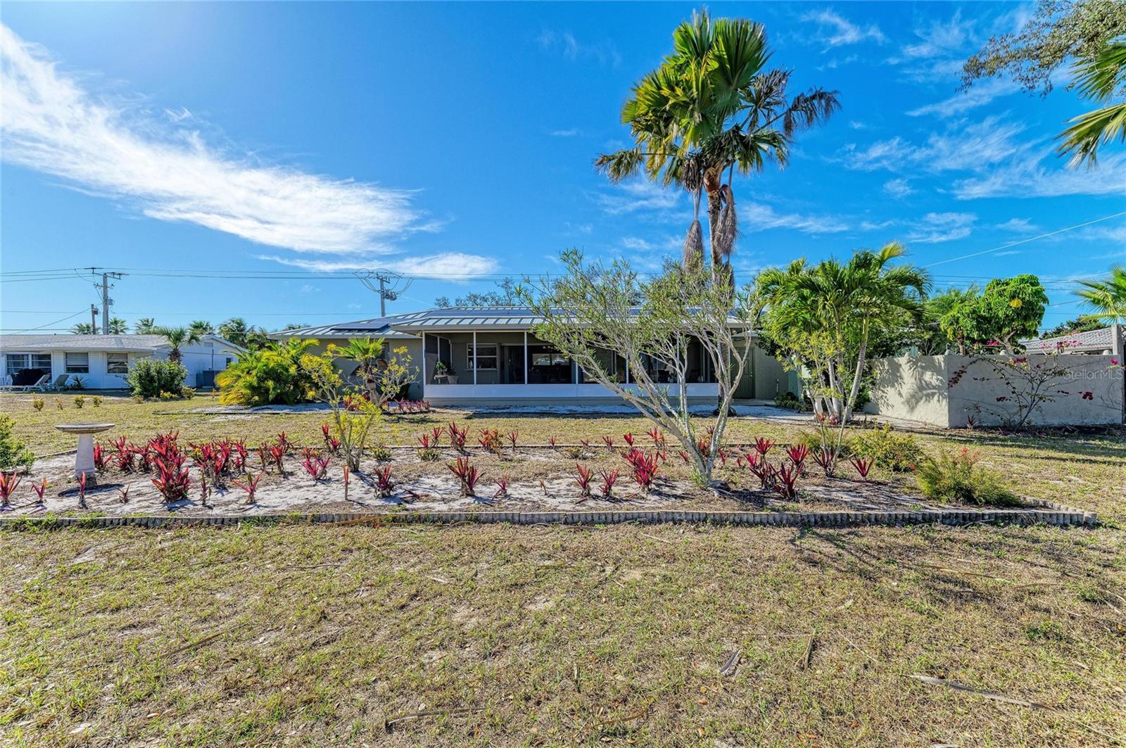 Image 46 of 98 For 612 Bayshore Road