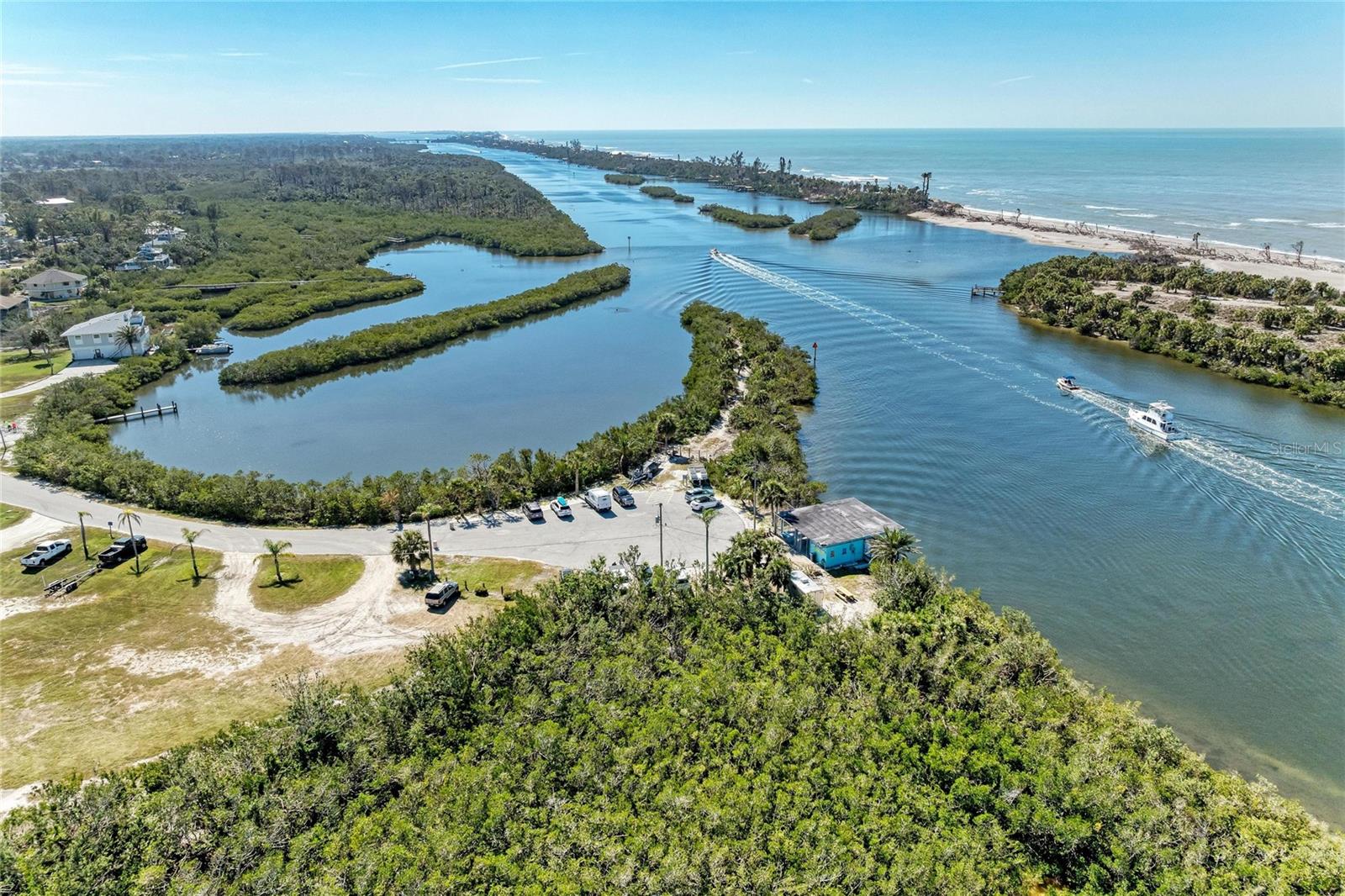 Image 91 of 98 For 612 Bayshore Road