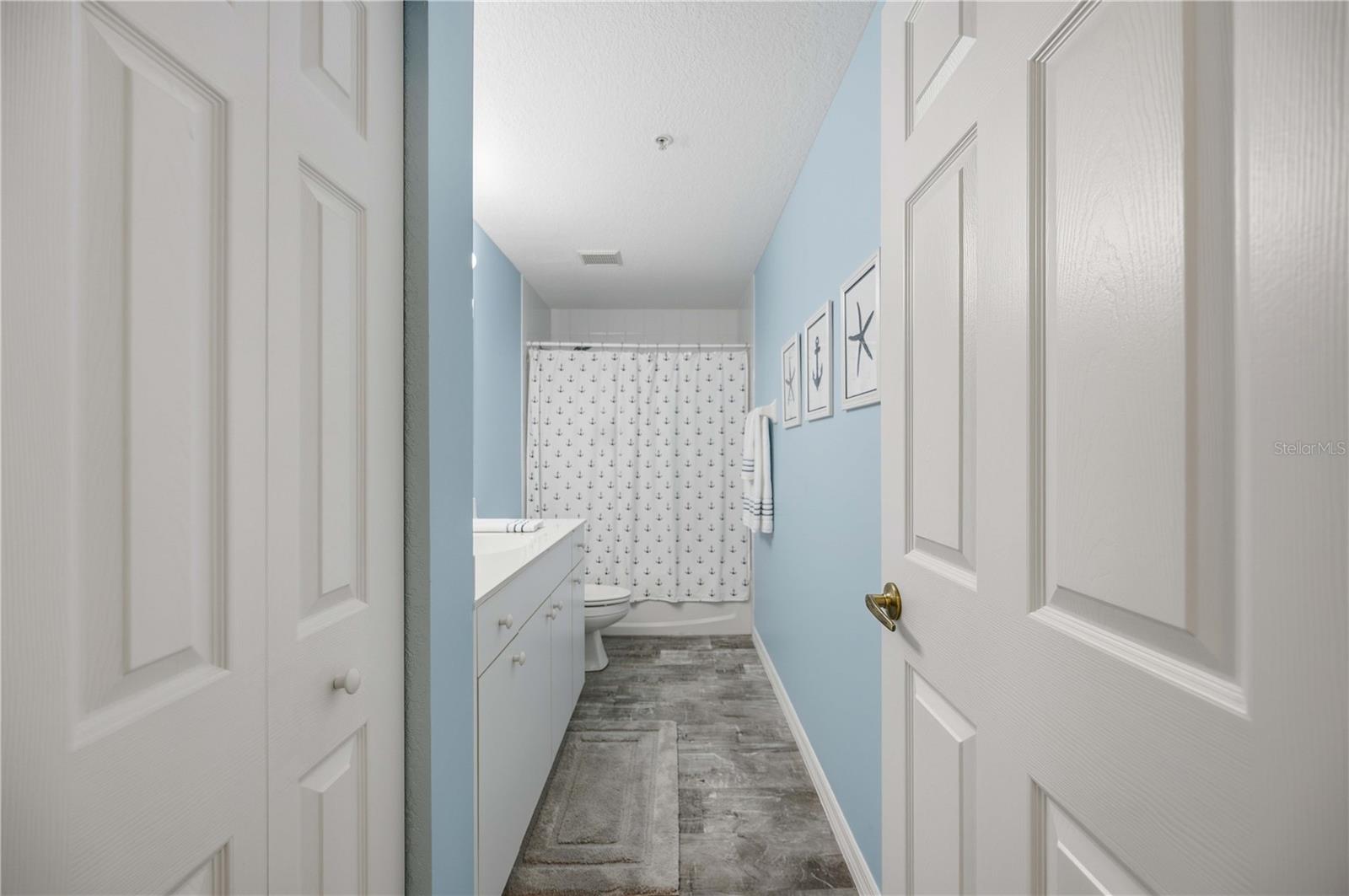 Image 30 of 64 For 200 Harbor Walk Drive 322