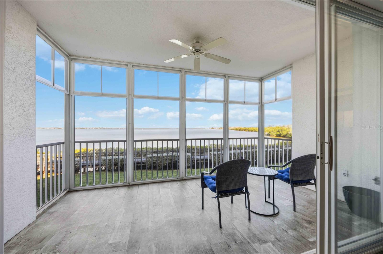 Image 37 of 64 For 200 Harbor Walk Drive 322