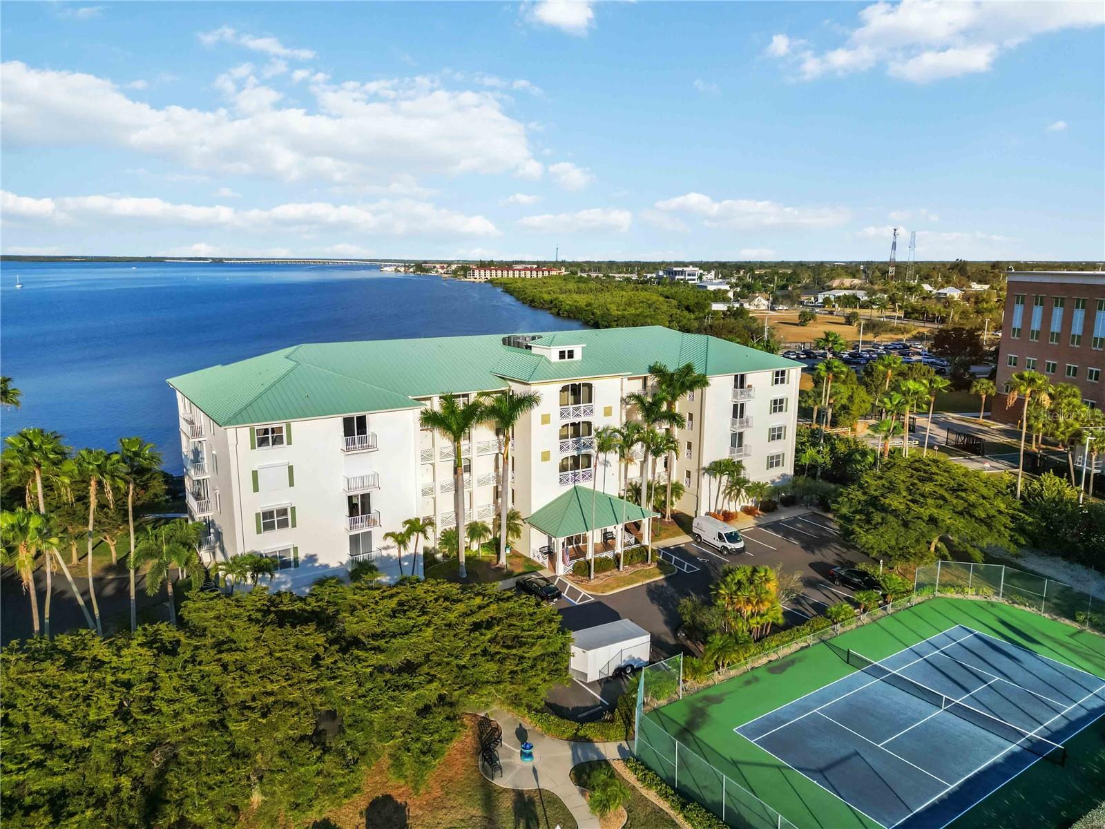 Image 61 of 64 For 200 Harbor Walk Drive 322