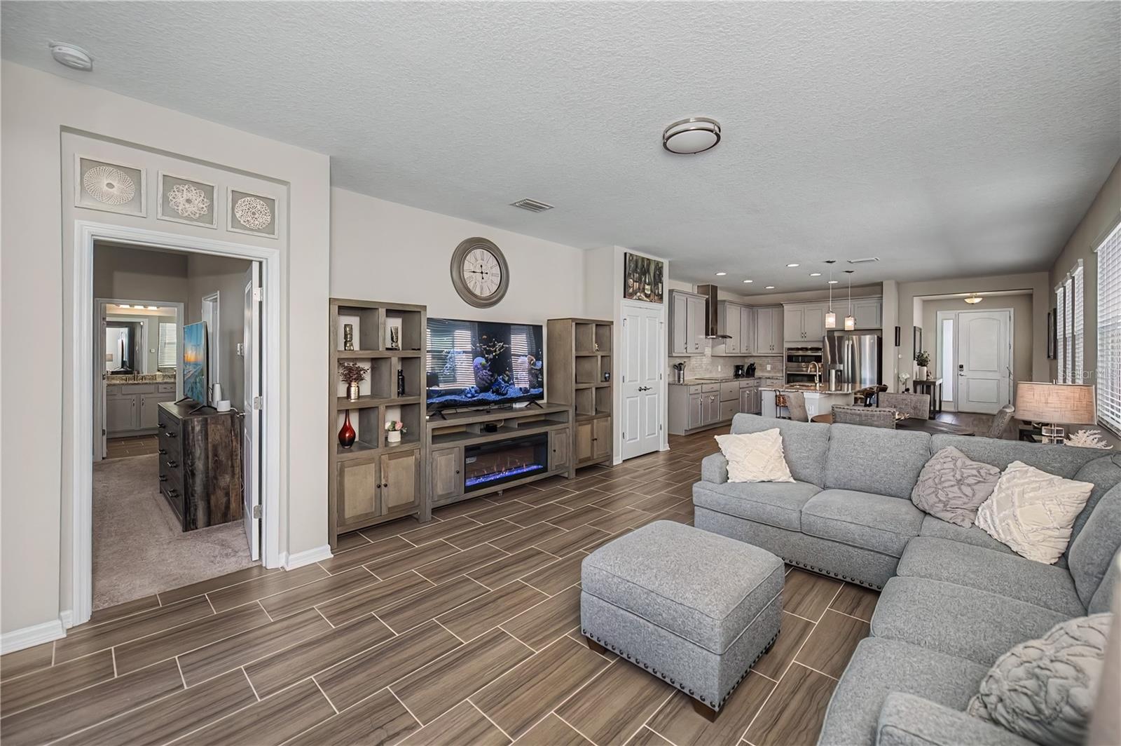 Image 27 of 71 For 19890 Montenero Way