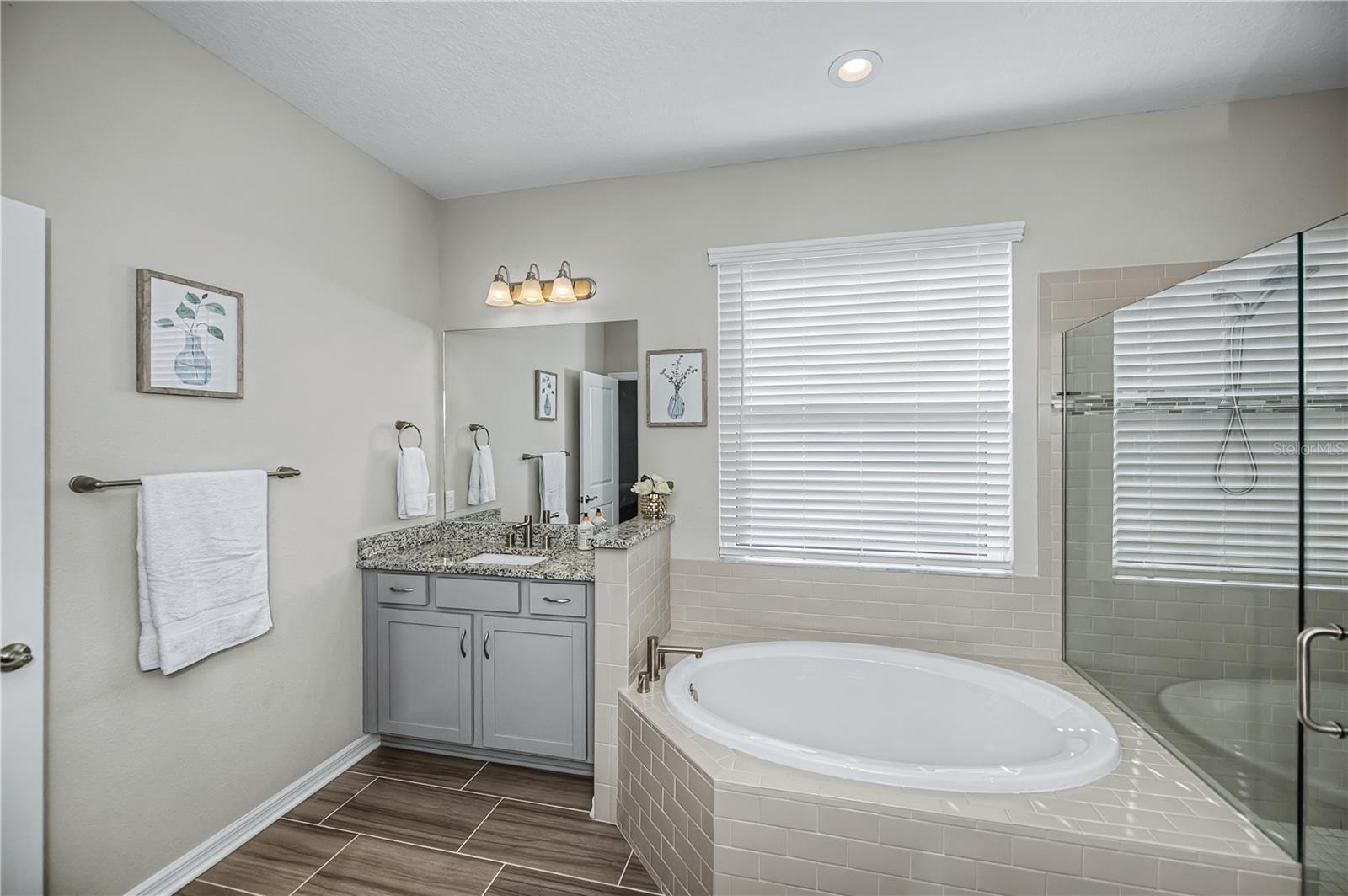 Image 36 of 71 For 19890 Montenero Way