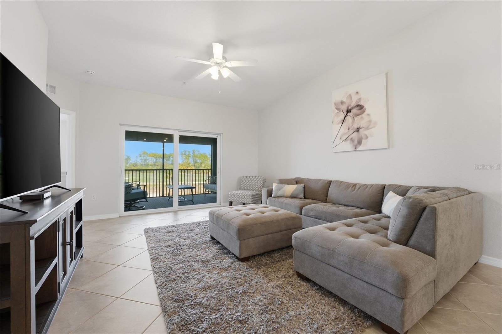 Image 10 of 53 For 12440 Wellen Golf Street 201