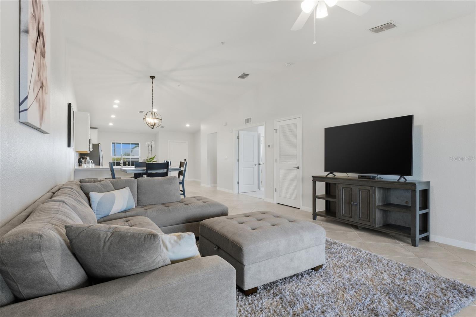 Image 12 of 53 For 12440 Wellen Golf Street 201