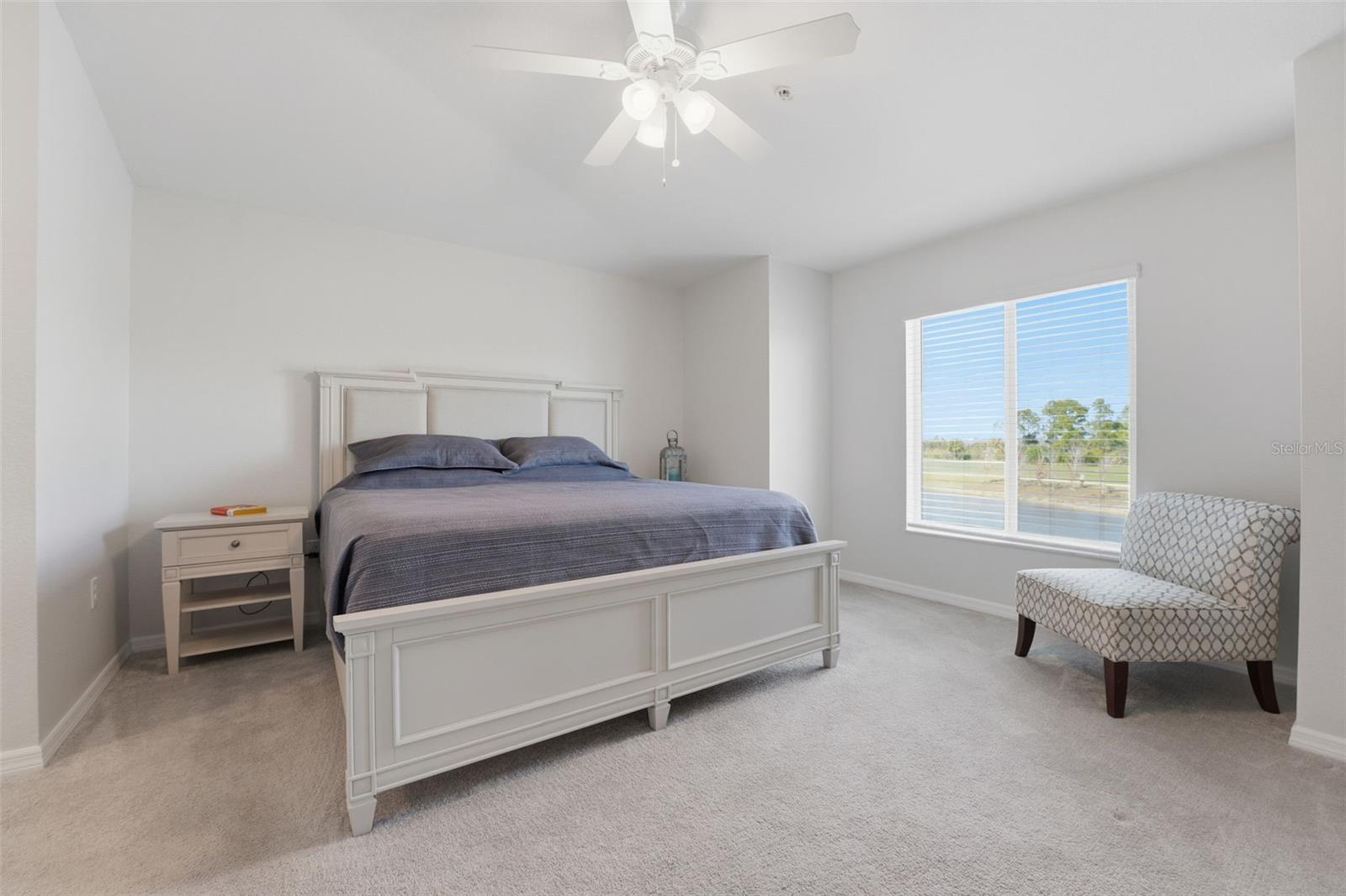 Image 16 of 53 For 12440 Wellen Golf Street 201