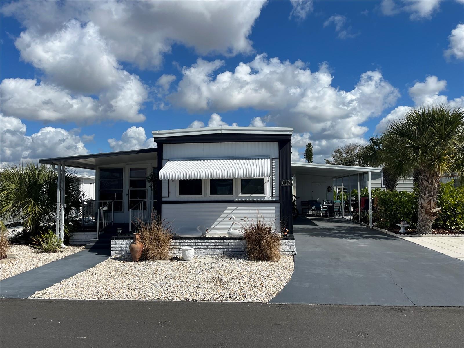 Image 2 of 31 For 612 Locarno Drive