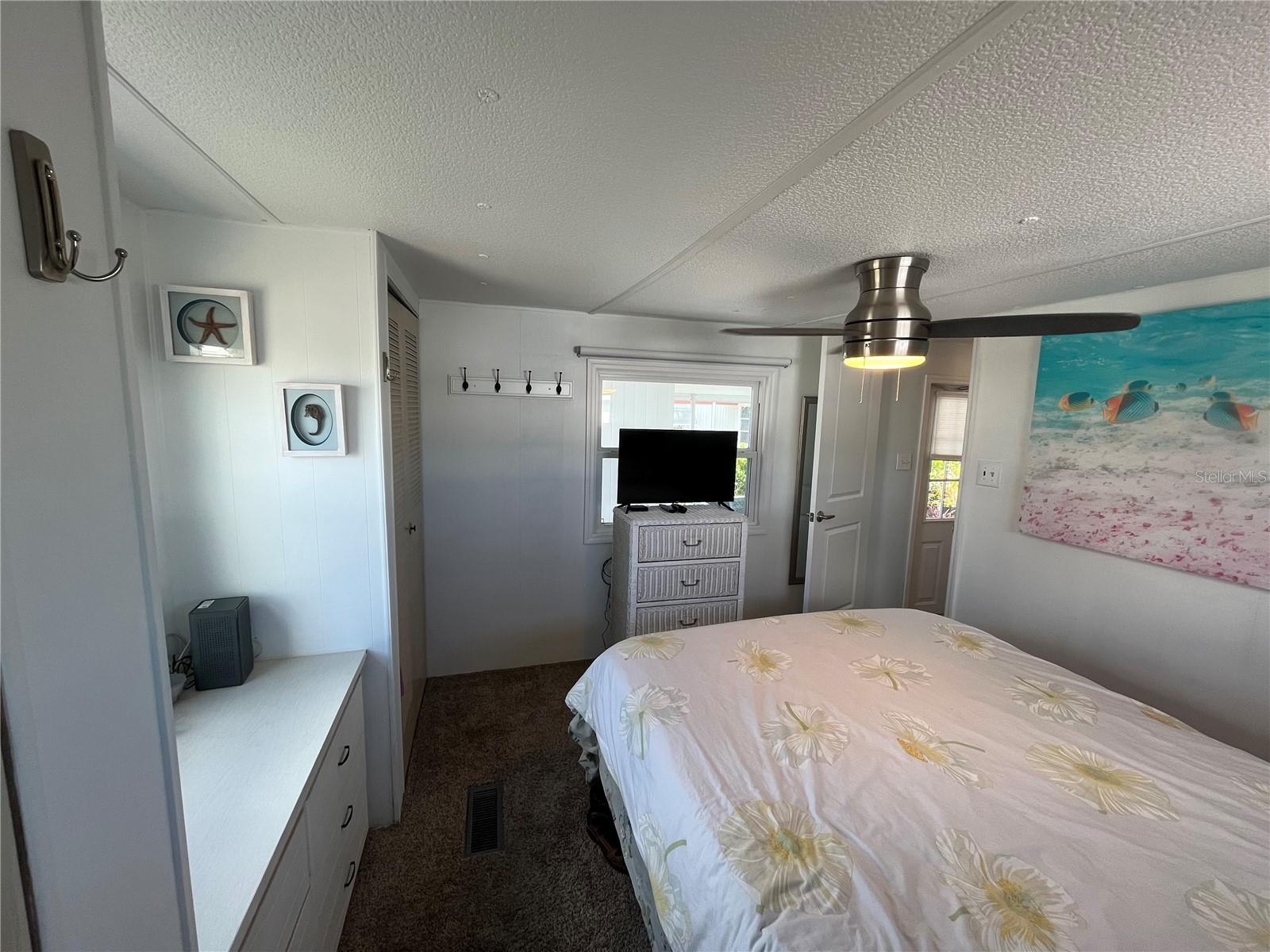 Image 25 of 31 For 612 Locarno Drive