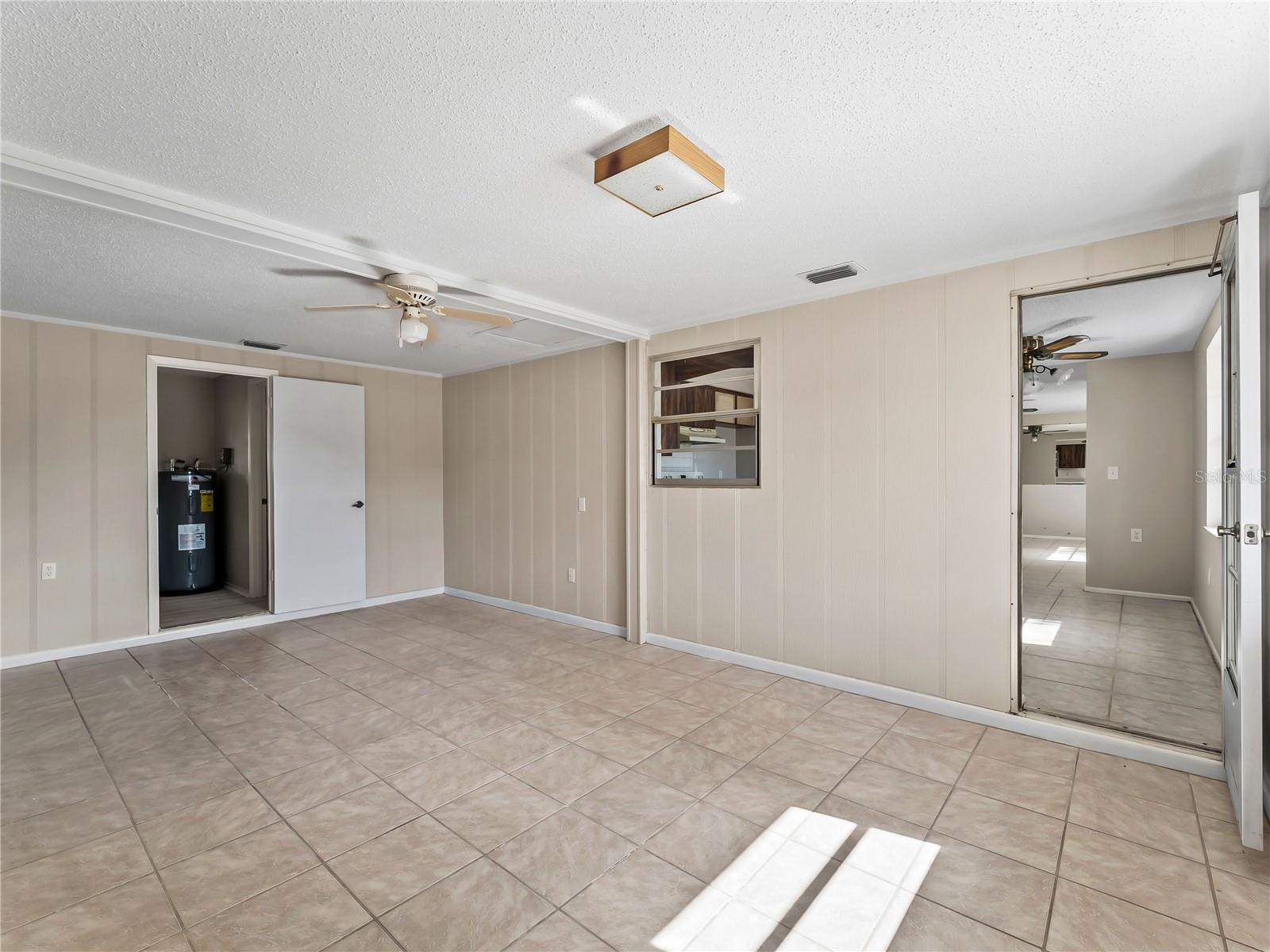 Image 33 of 40 For 810 Texas Street