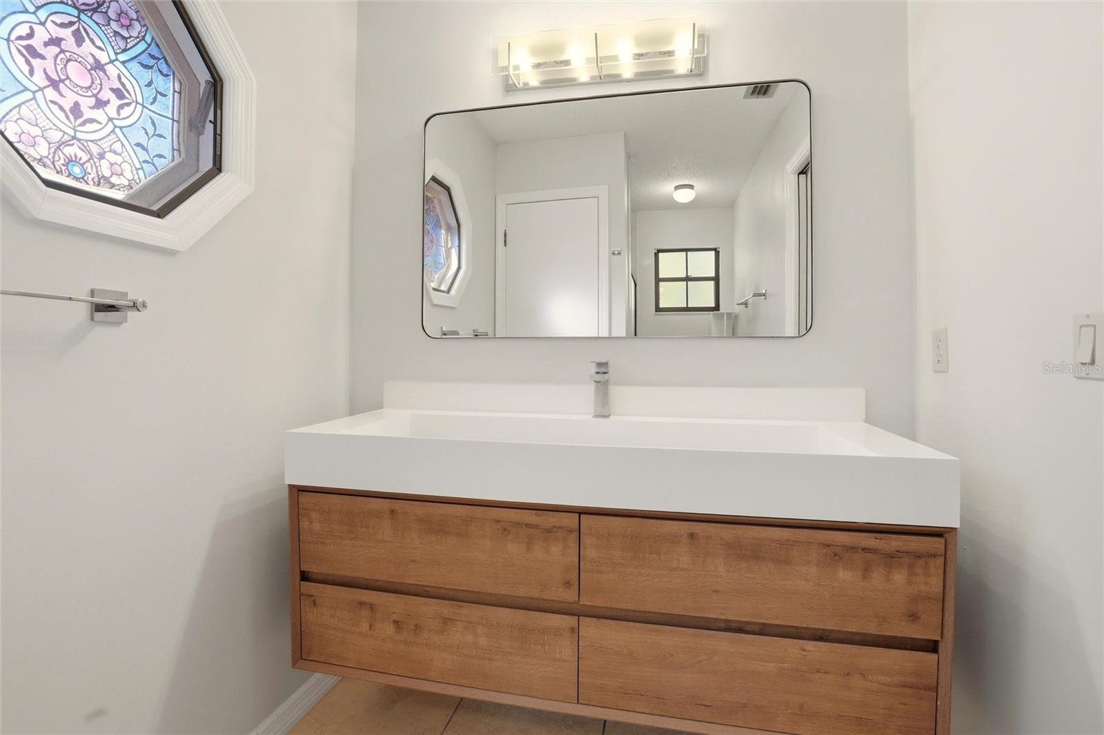 Image 17 of 33 For 336 Gulf Breeze Boulevard