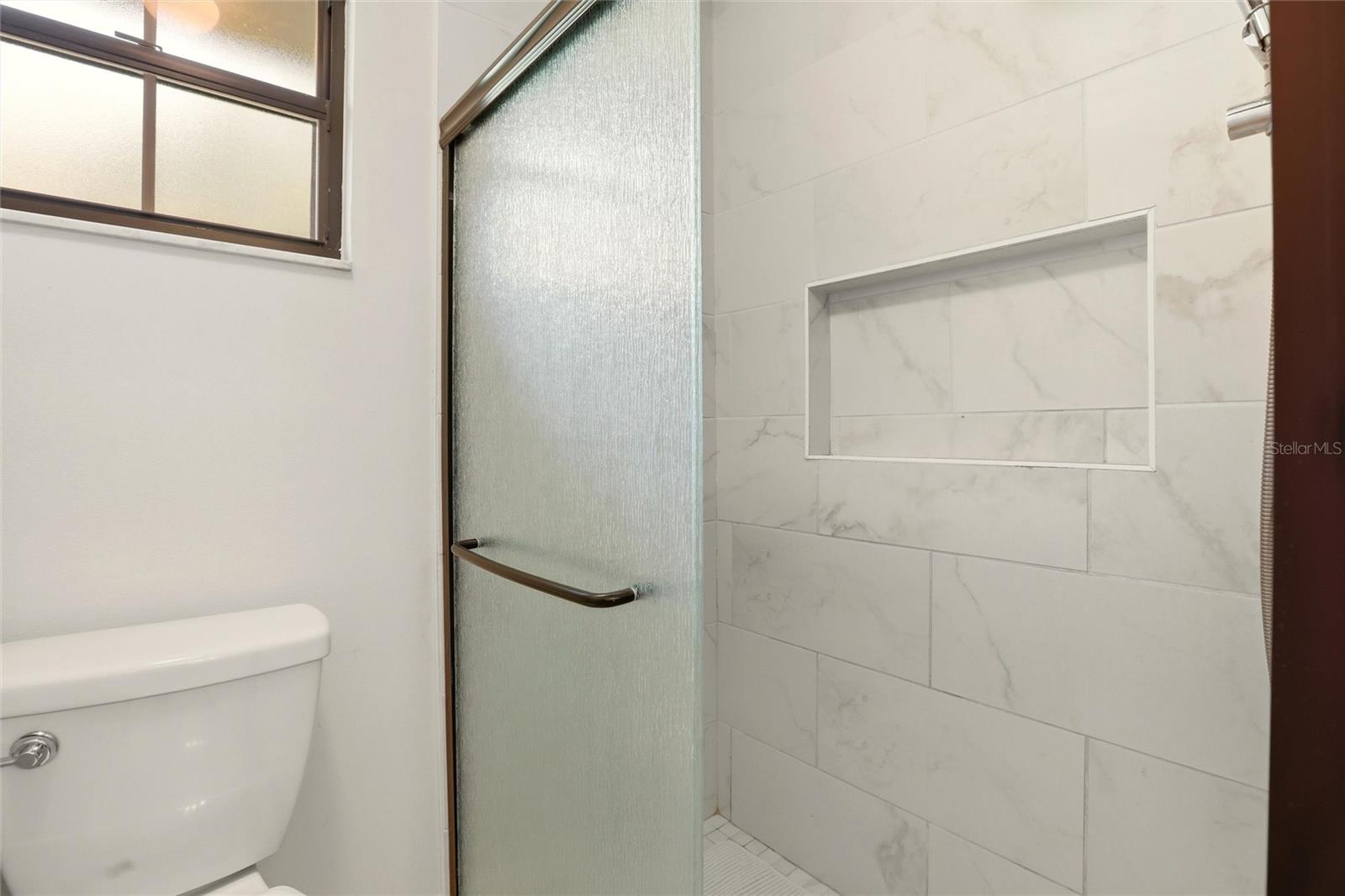 Image 18 of 33 For 336 Gulf Breeze Boulevard