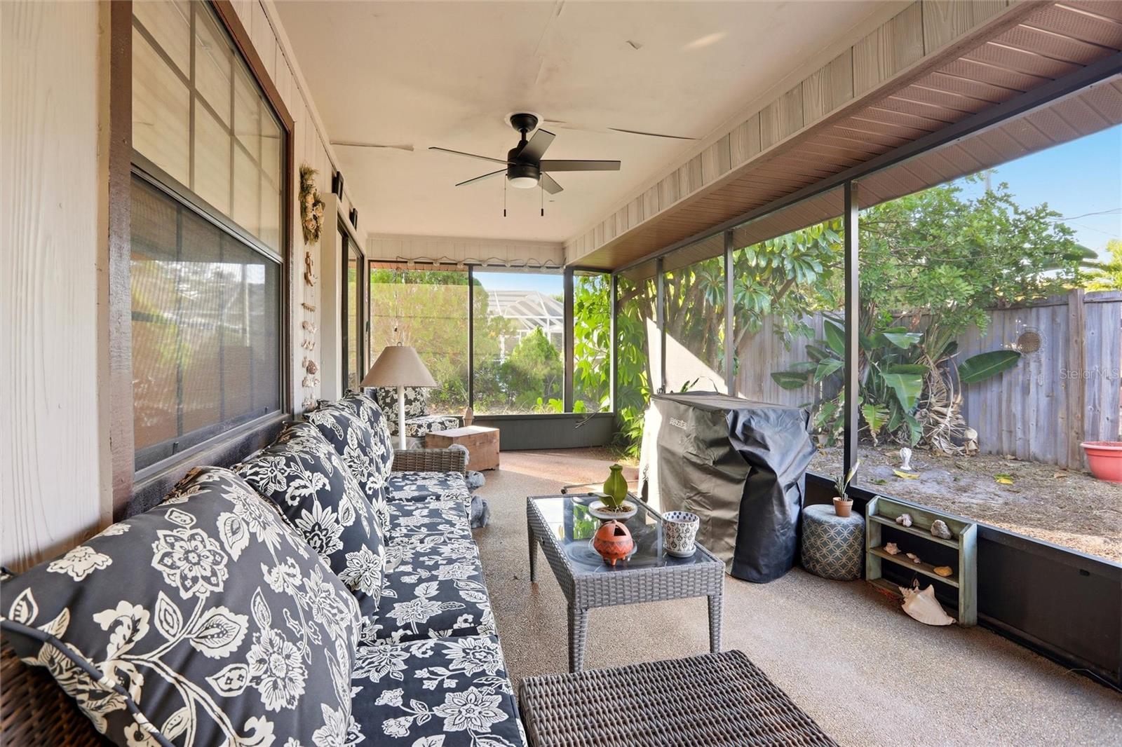 Image 24 of 33 For 336 Gulf Breeze Boulevard