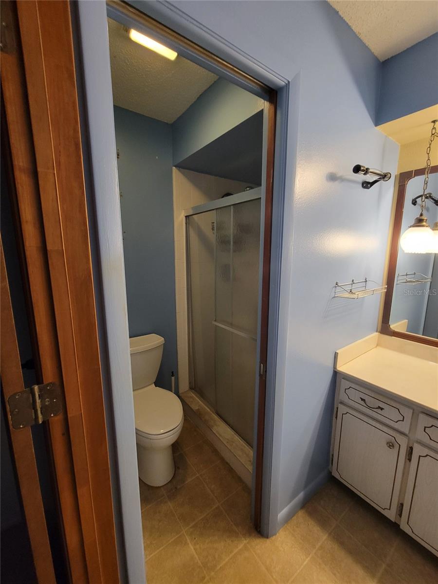 Image 10 of 13 For 554 Lakemont Avenue Nw