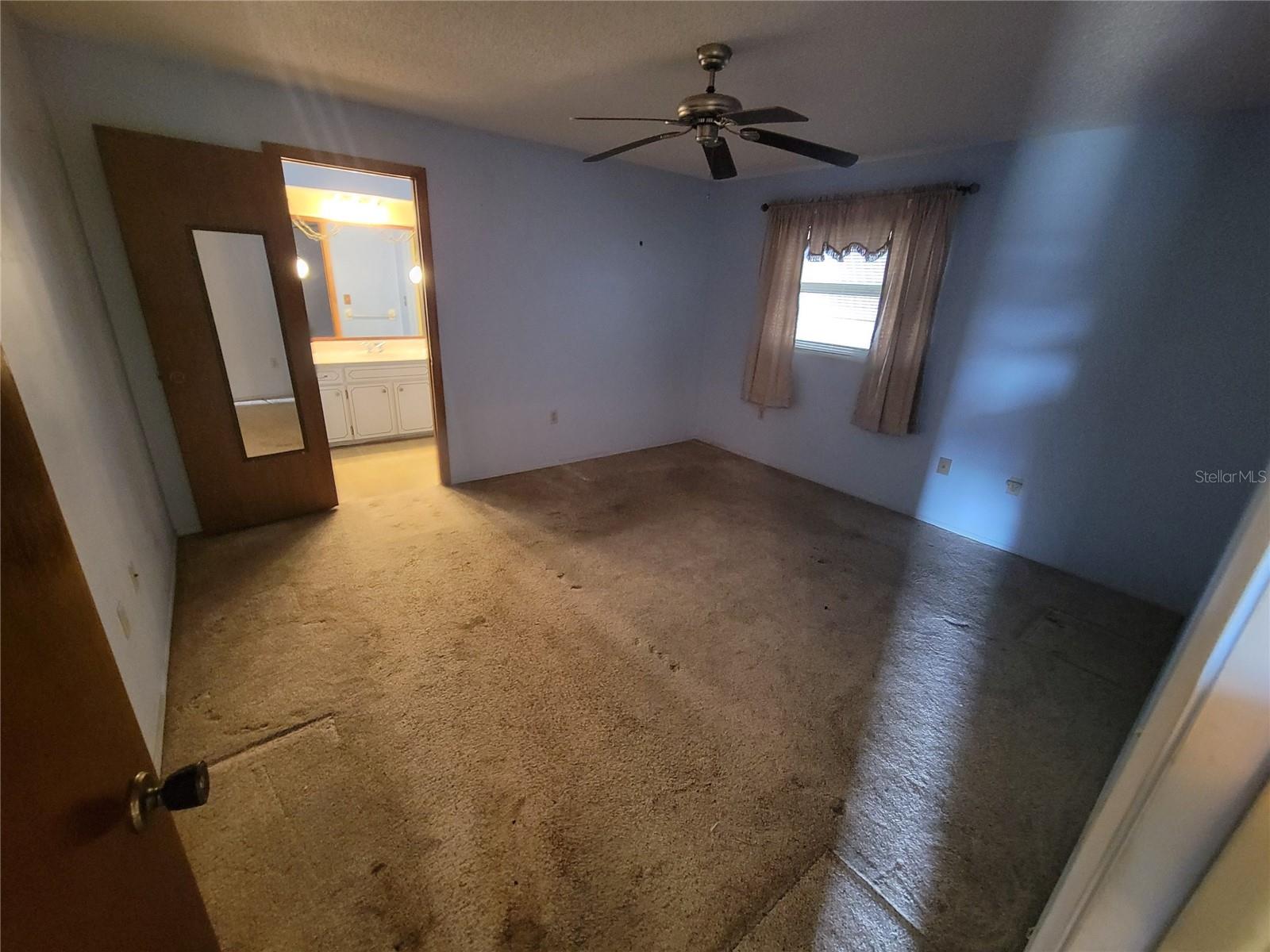 Image 8 of 13 For 554 Lakemont Avenue Nw