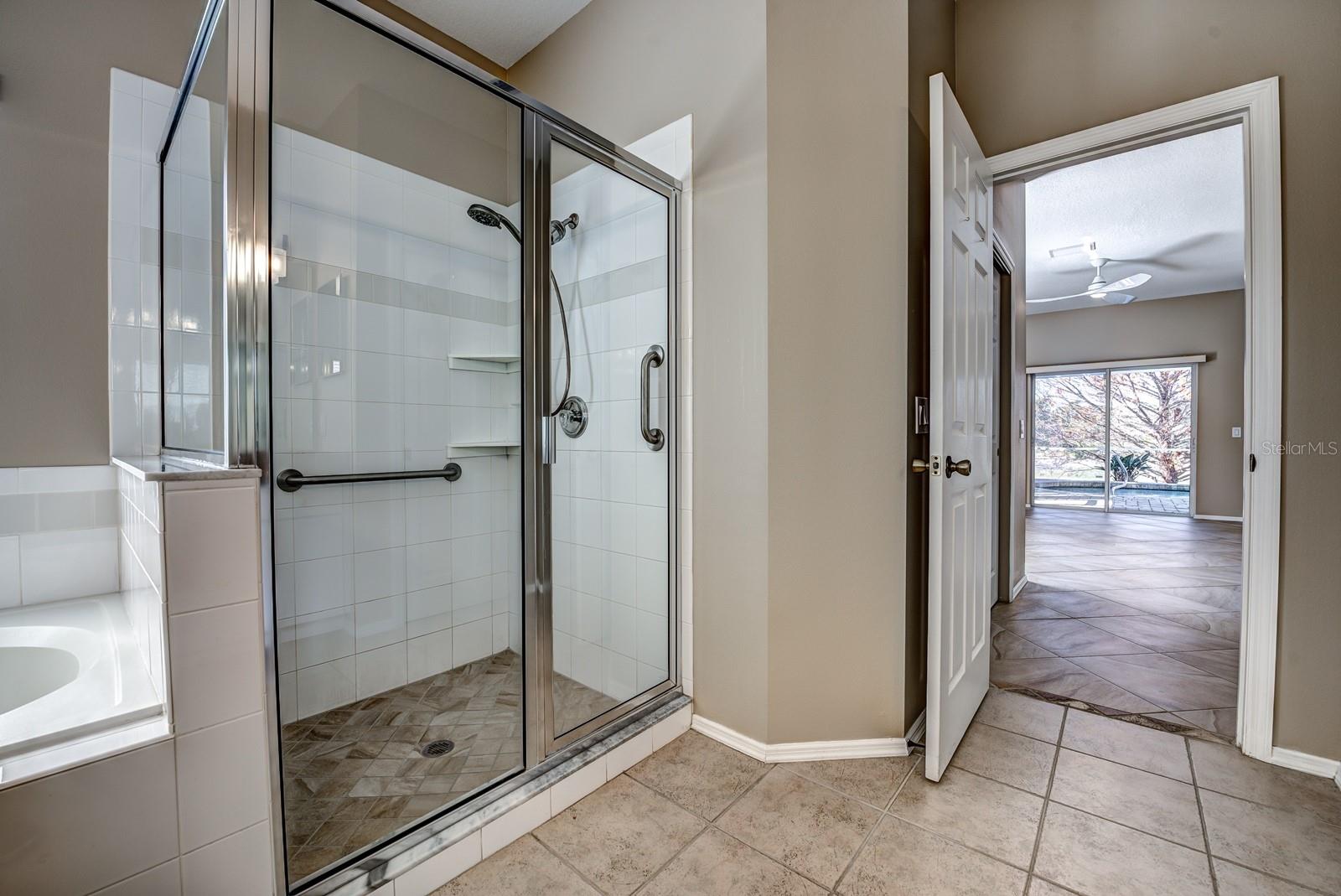 Image 21 of 63 For 4024 Landor Court