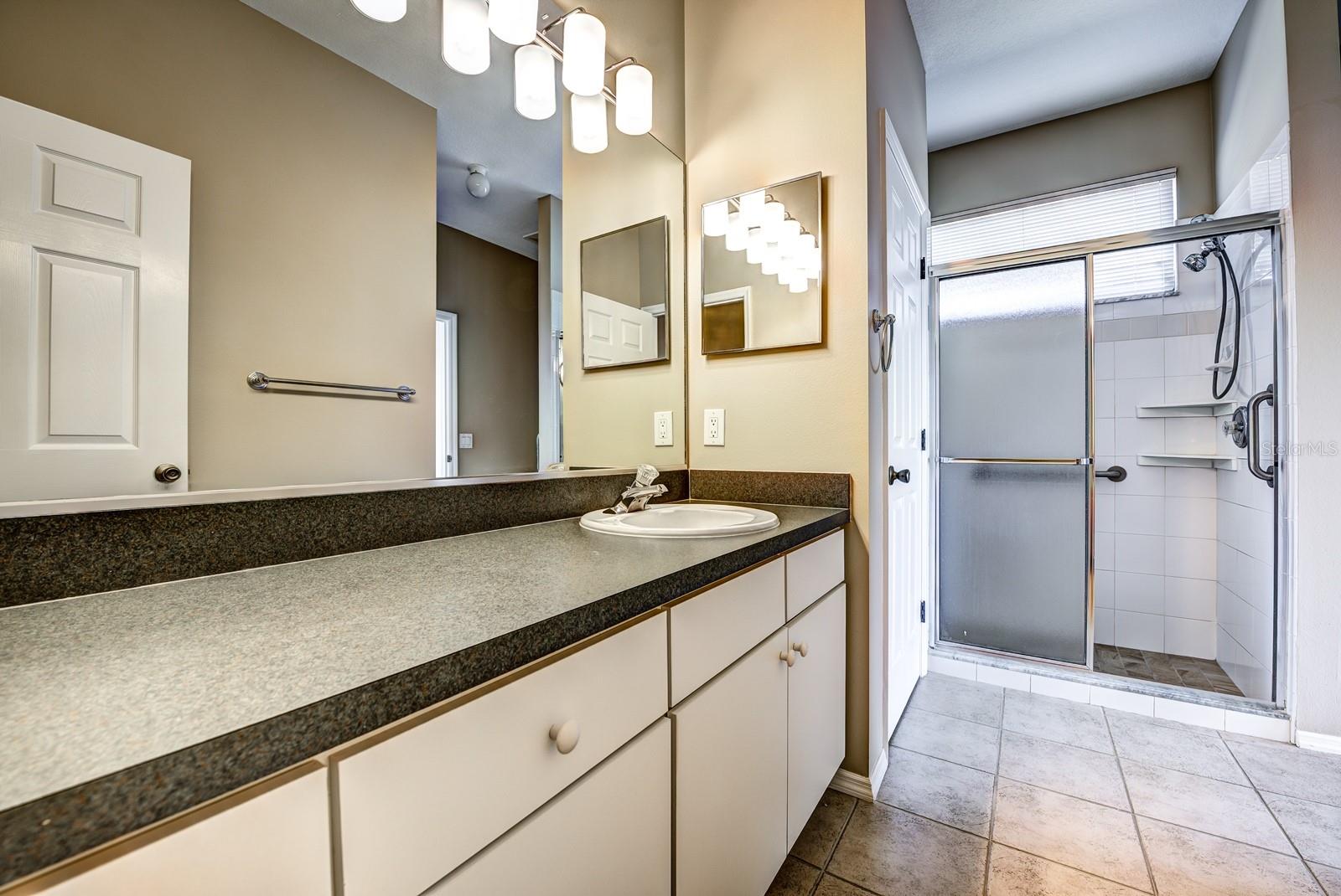 Image 24 of 63 For 4024 Landor Court