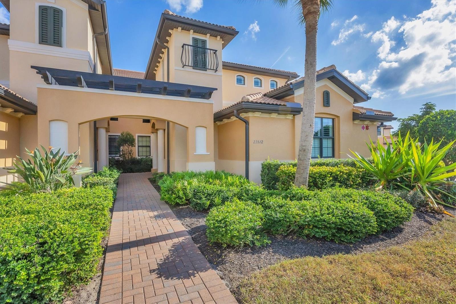 Image 5 of 70 For 23572 Awabuki Drive 202