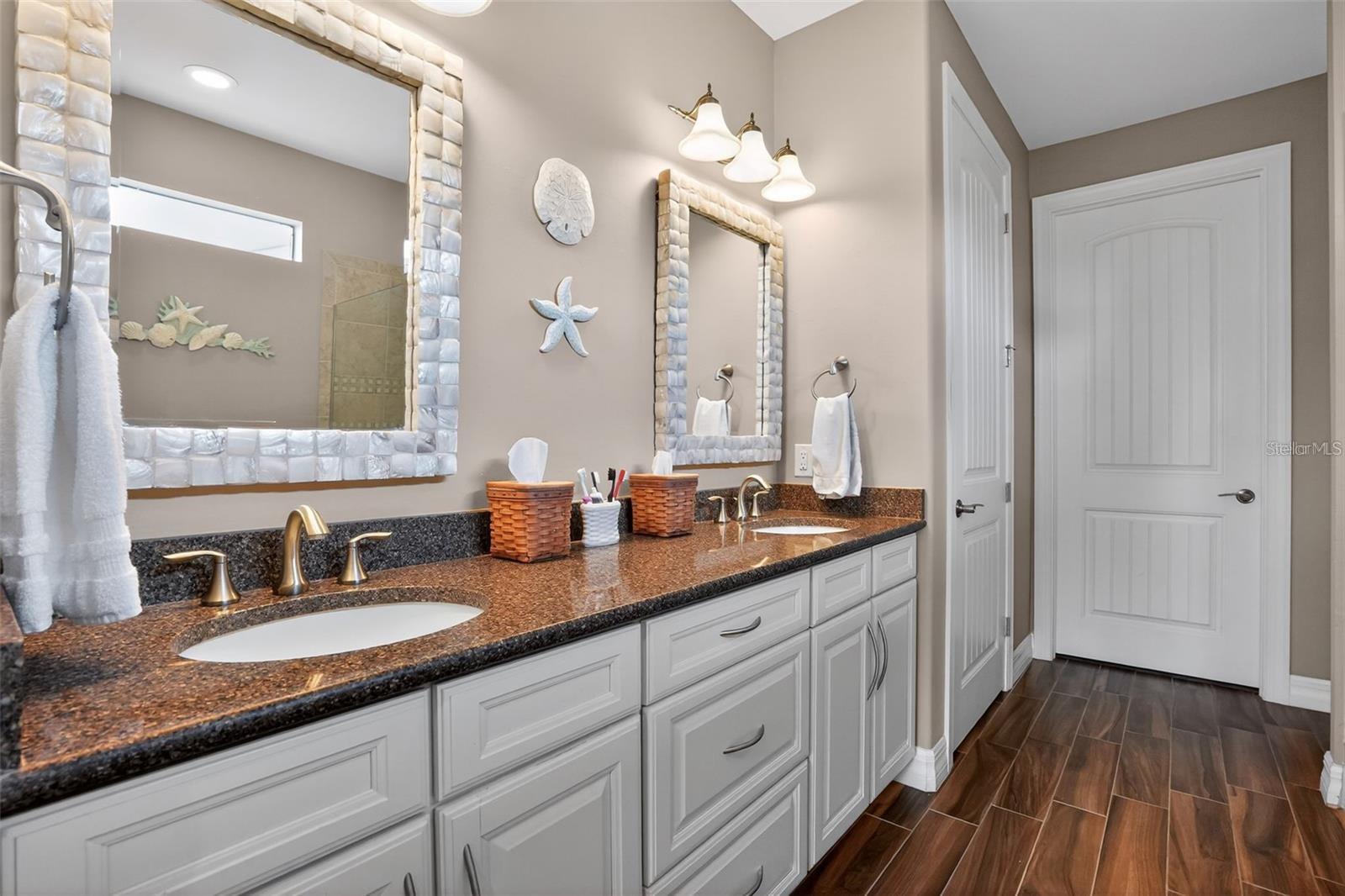 Image 29 of 37 For 11233 Sandhill Preserve Drive