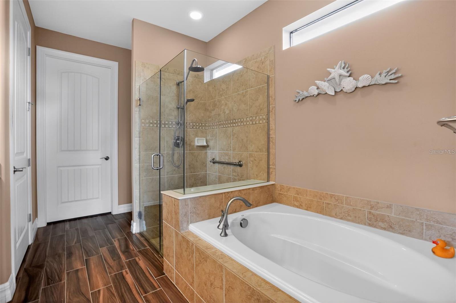 Image 30 of 37 For 11233 Sandhill Preserve Drive