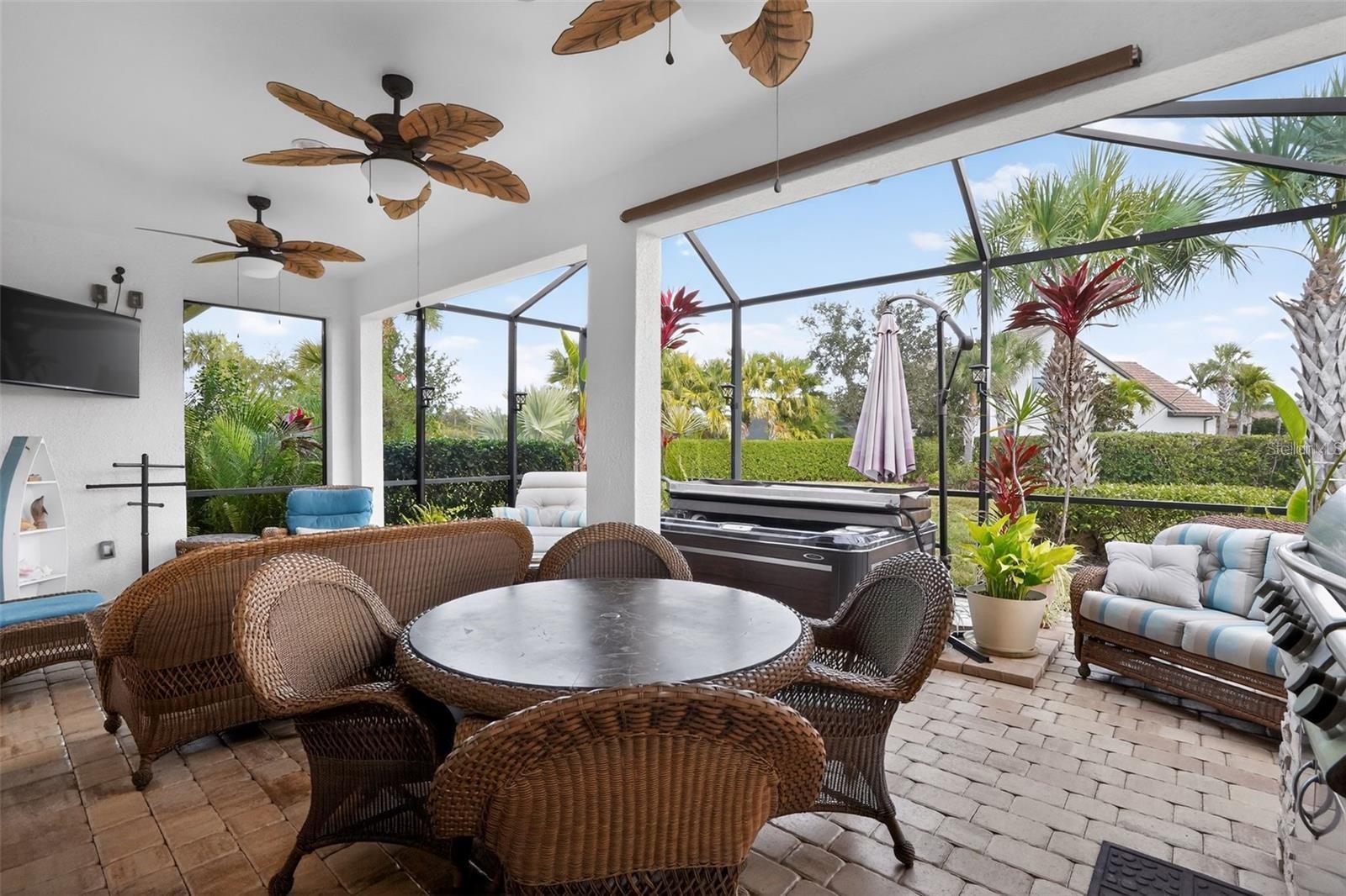 Image 8 of 37 For 11233 Sandhill Preserve Drive