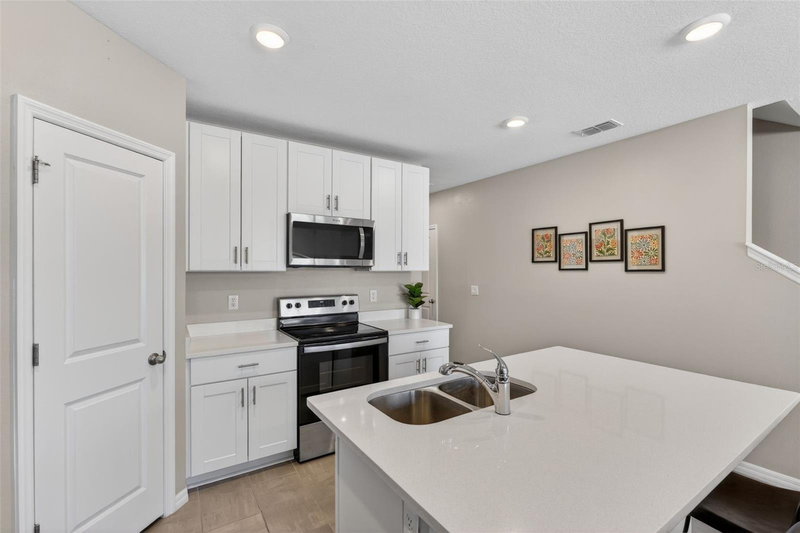 Image 7 of 58 For 5824 Ocean Isle Drive