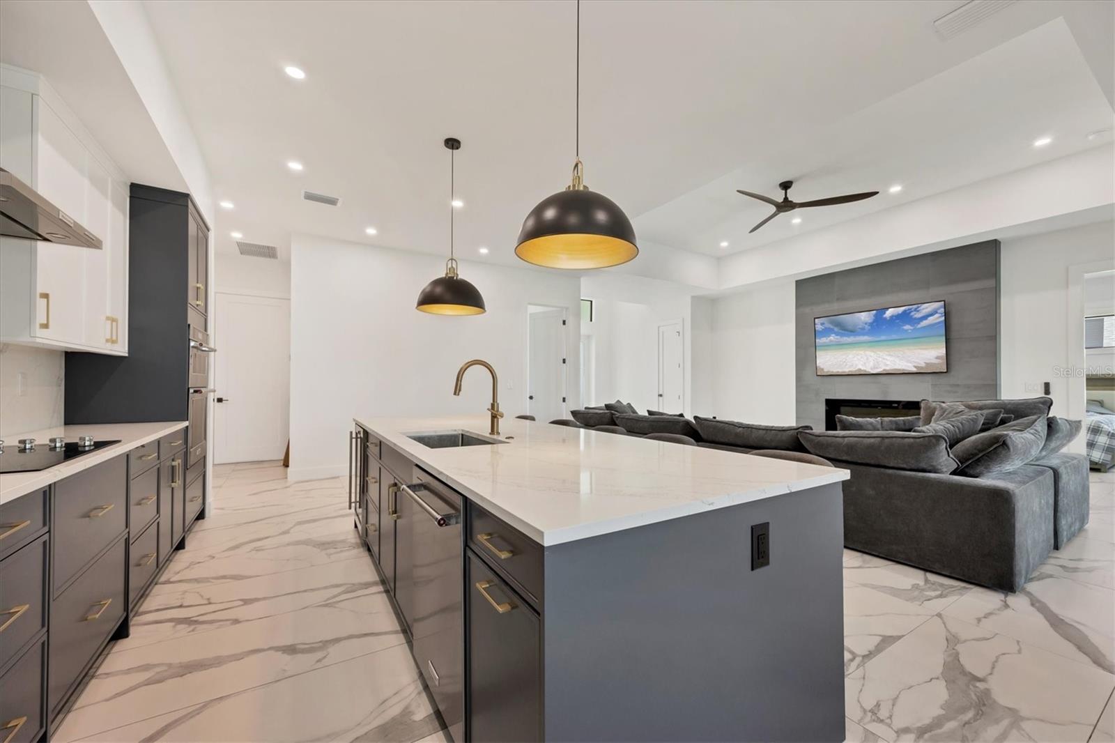 Image 16 of 56 For 177 Medalist Road