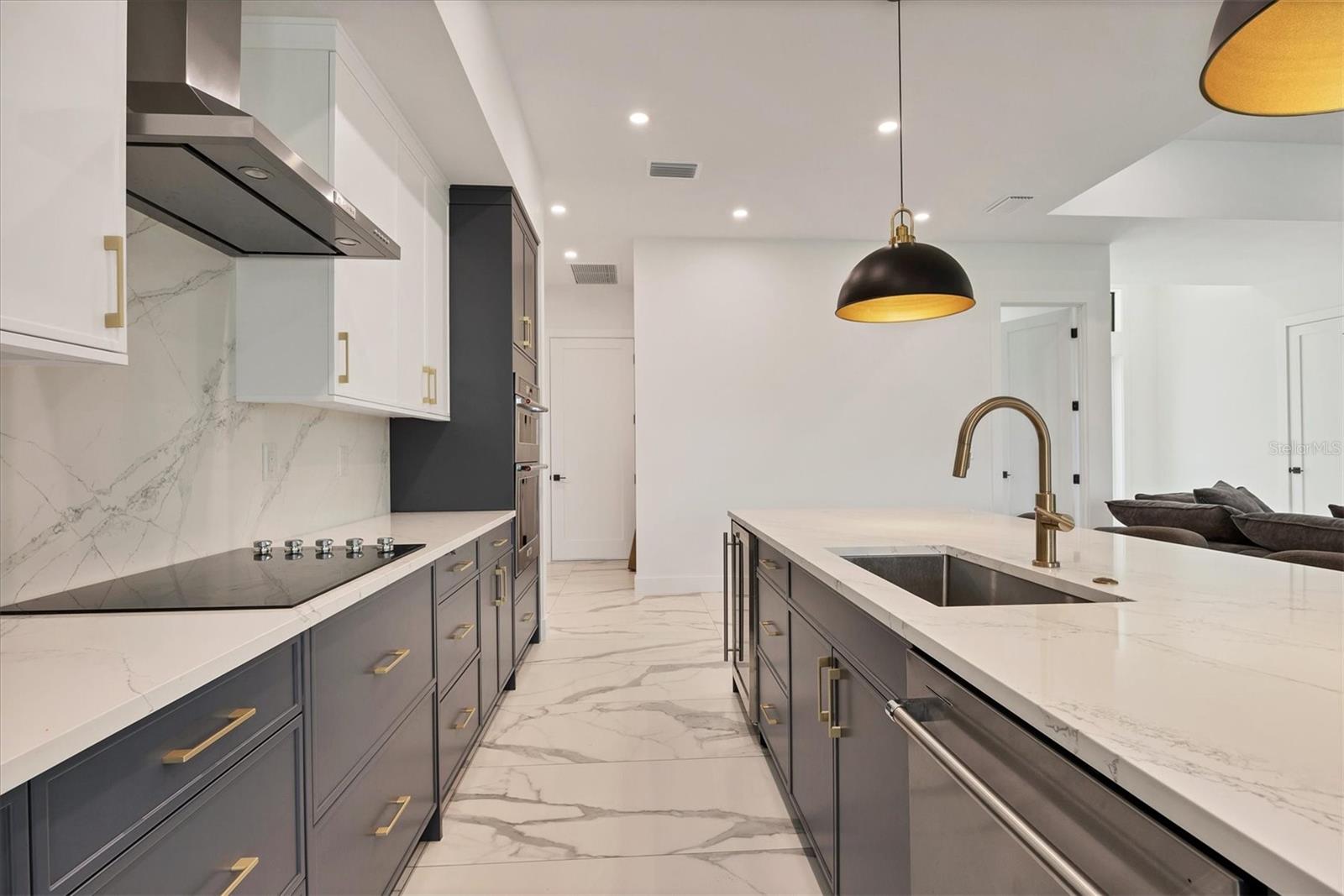 Image 17 of 56 For 177 Medalist Road