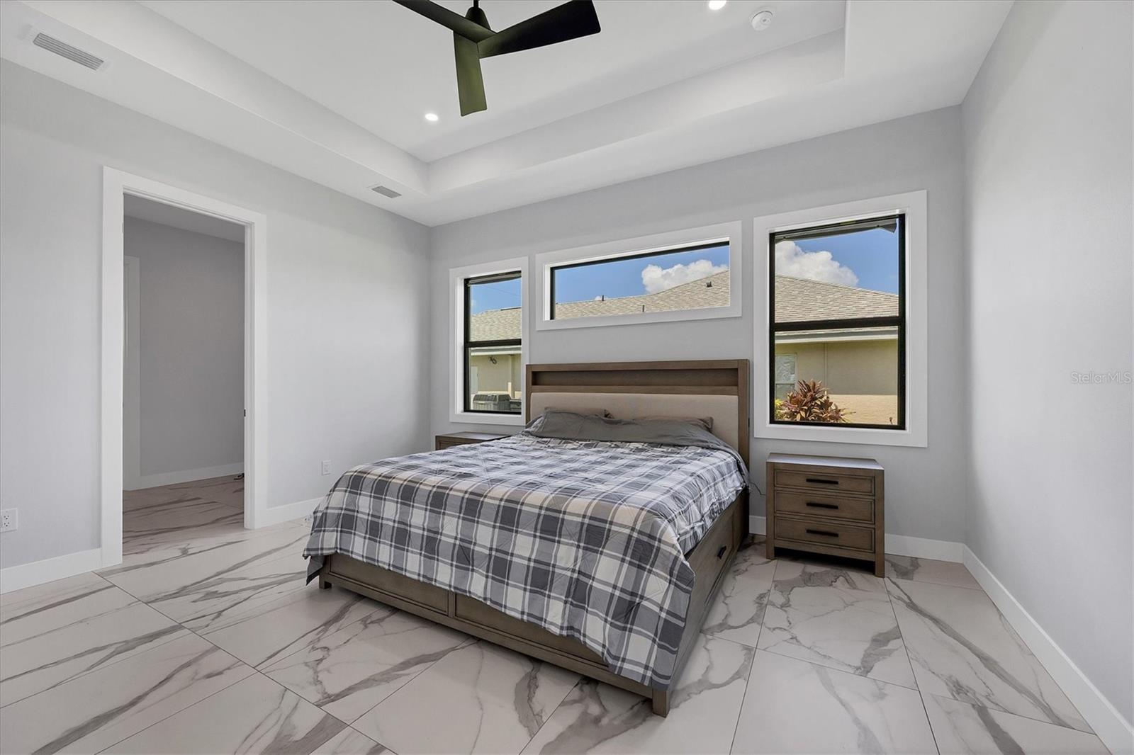 Image 22 of 56 For 177 Medalist Road