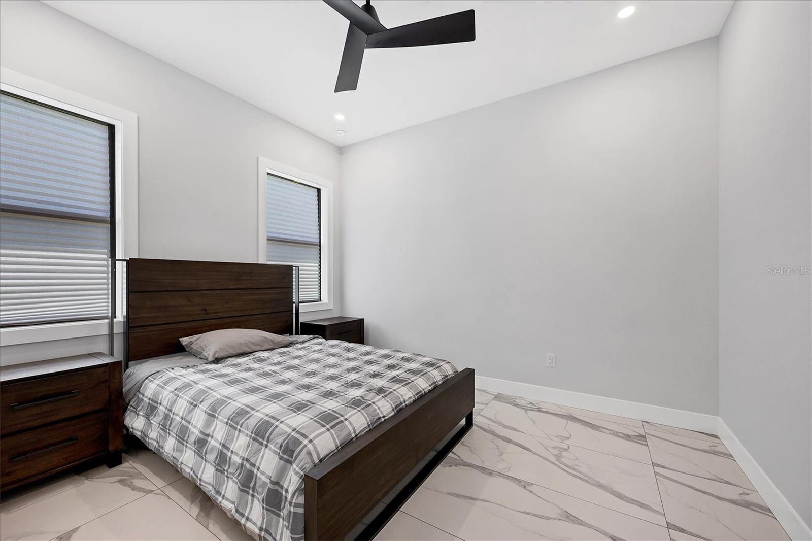 Image 29 of 56 For 177 Medalist Road