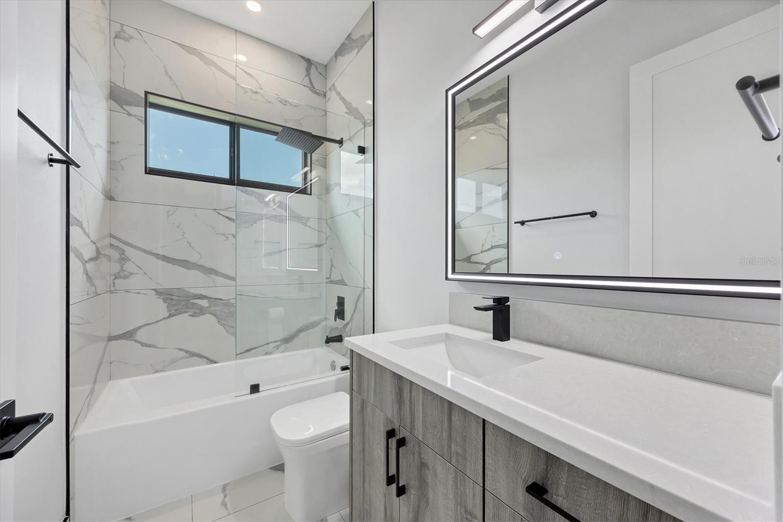 Image 30 of 56 For 177 Medalist Road