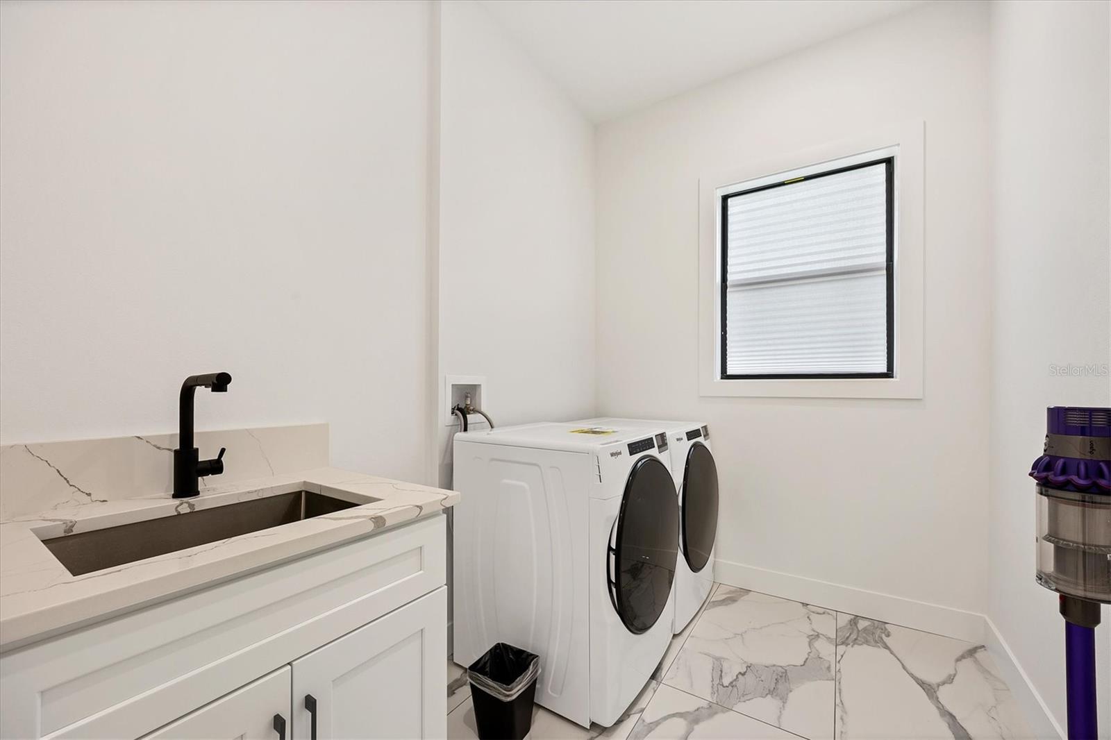 Image 34 of 56 For 177 Medalist Road