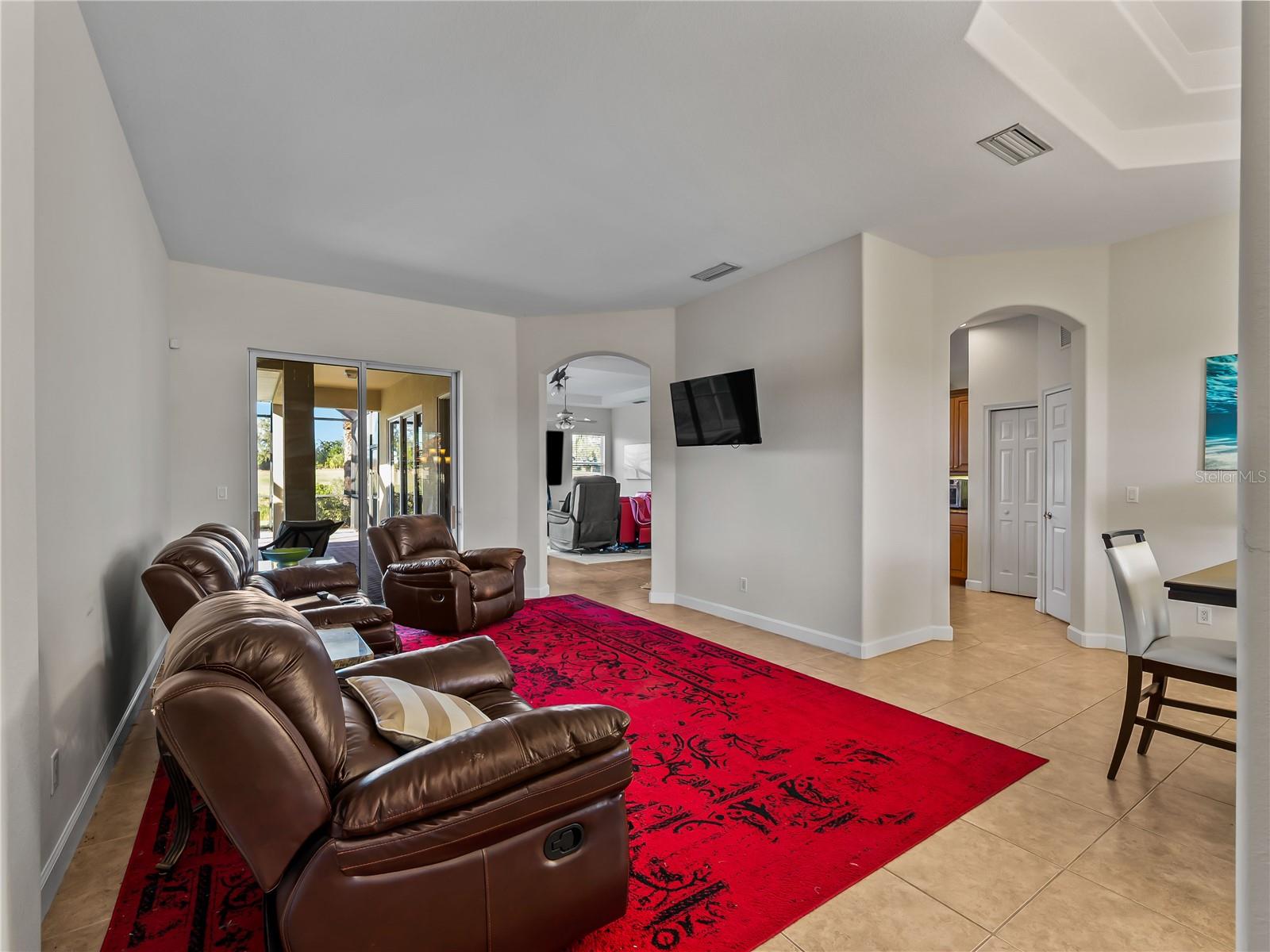 Image 16 of 48 For 274 Montelluna Drive