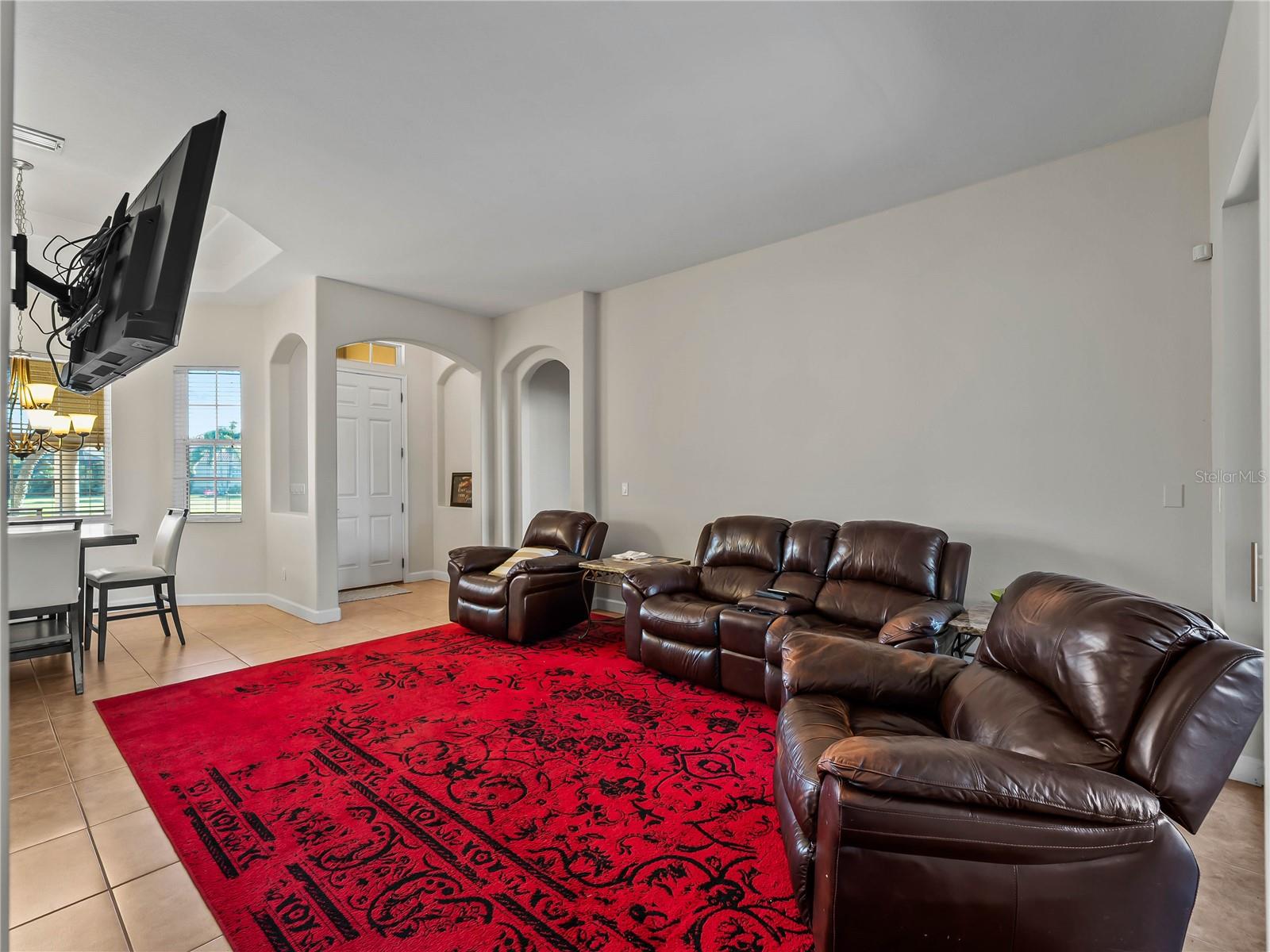 Image 17 of 48 For 274 Montelluna Drive