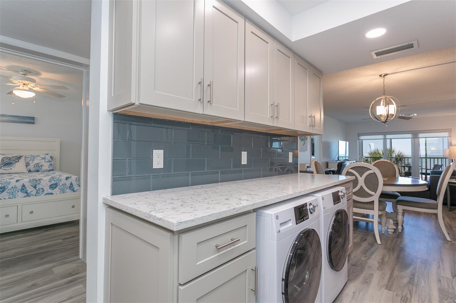 Image 18 of 43 For 633 Alhambra Road 305