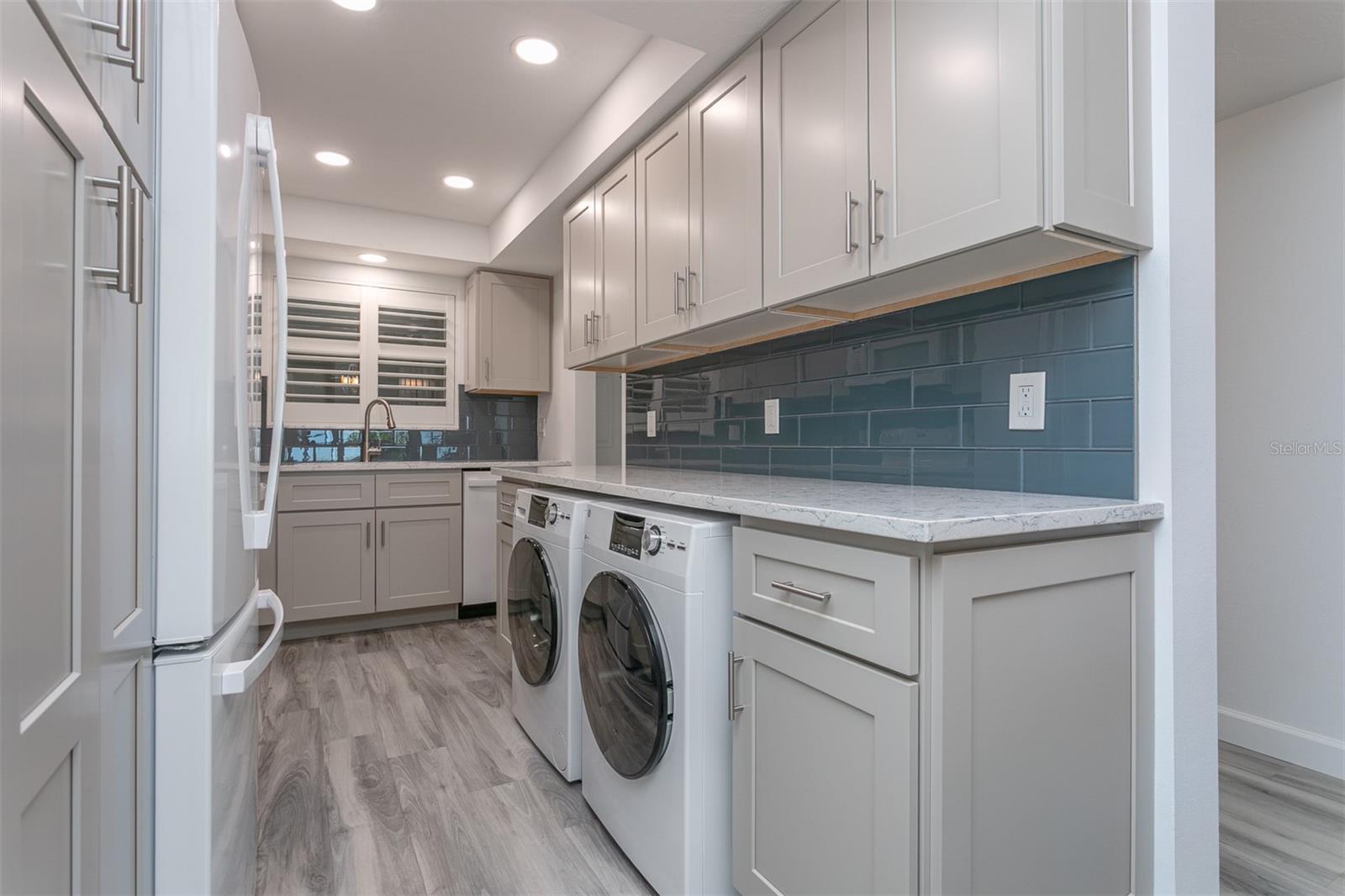 Image 19 of 43 For 633 Alhambra Road 305