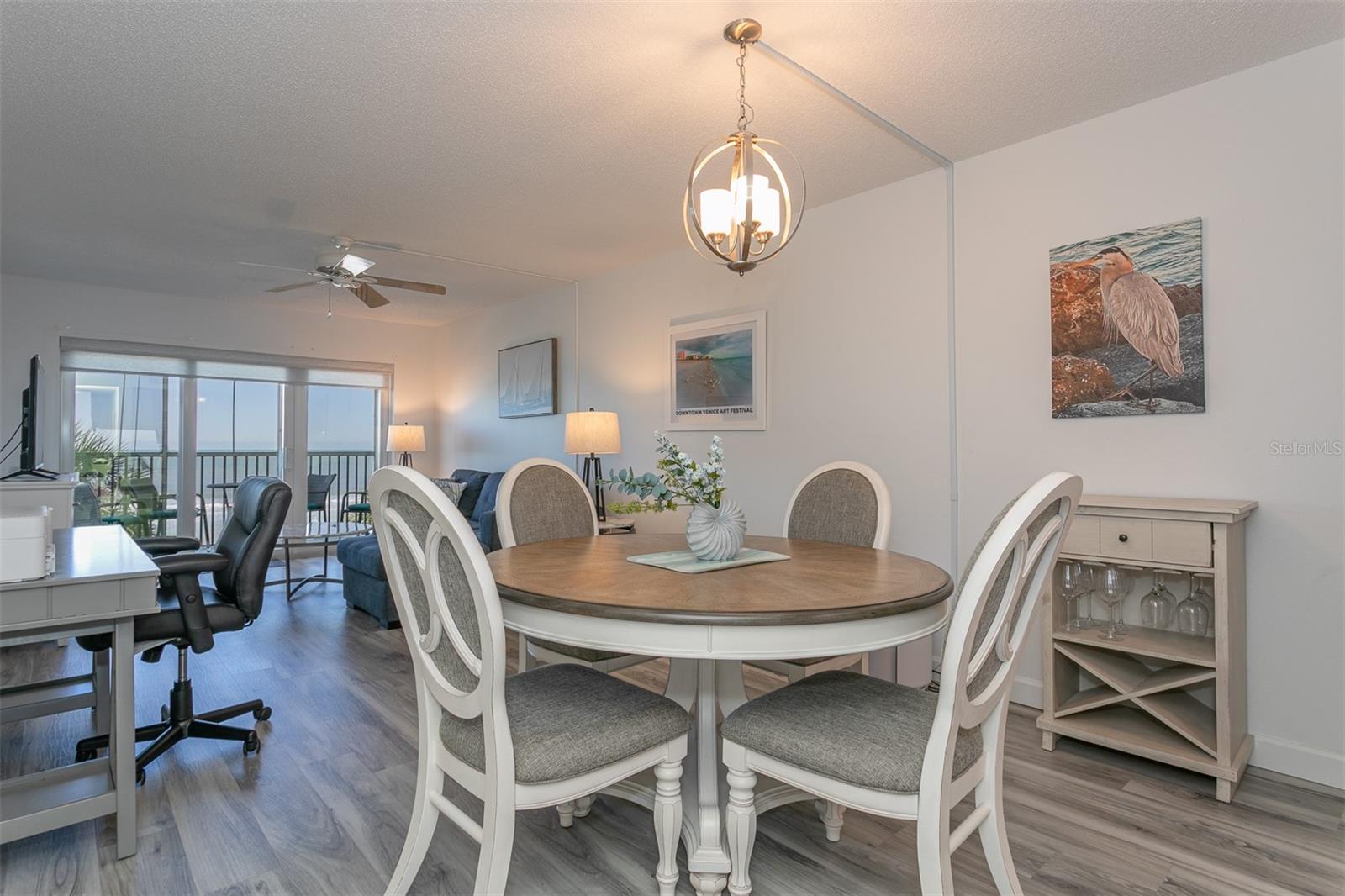 Image 21 of 43 For 633 Alhambra Road 305