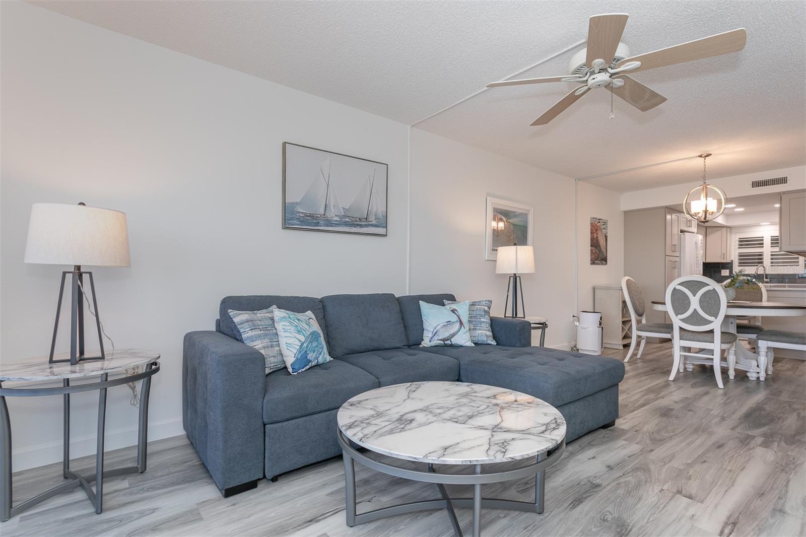 Image 28 of 43 For 633 Alhambra Road 305