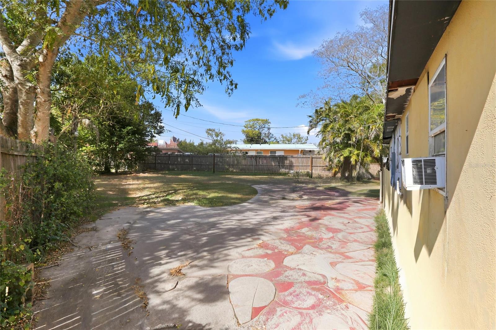 Image 20 of 28 For 901 Edgemoor Avenue