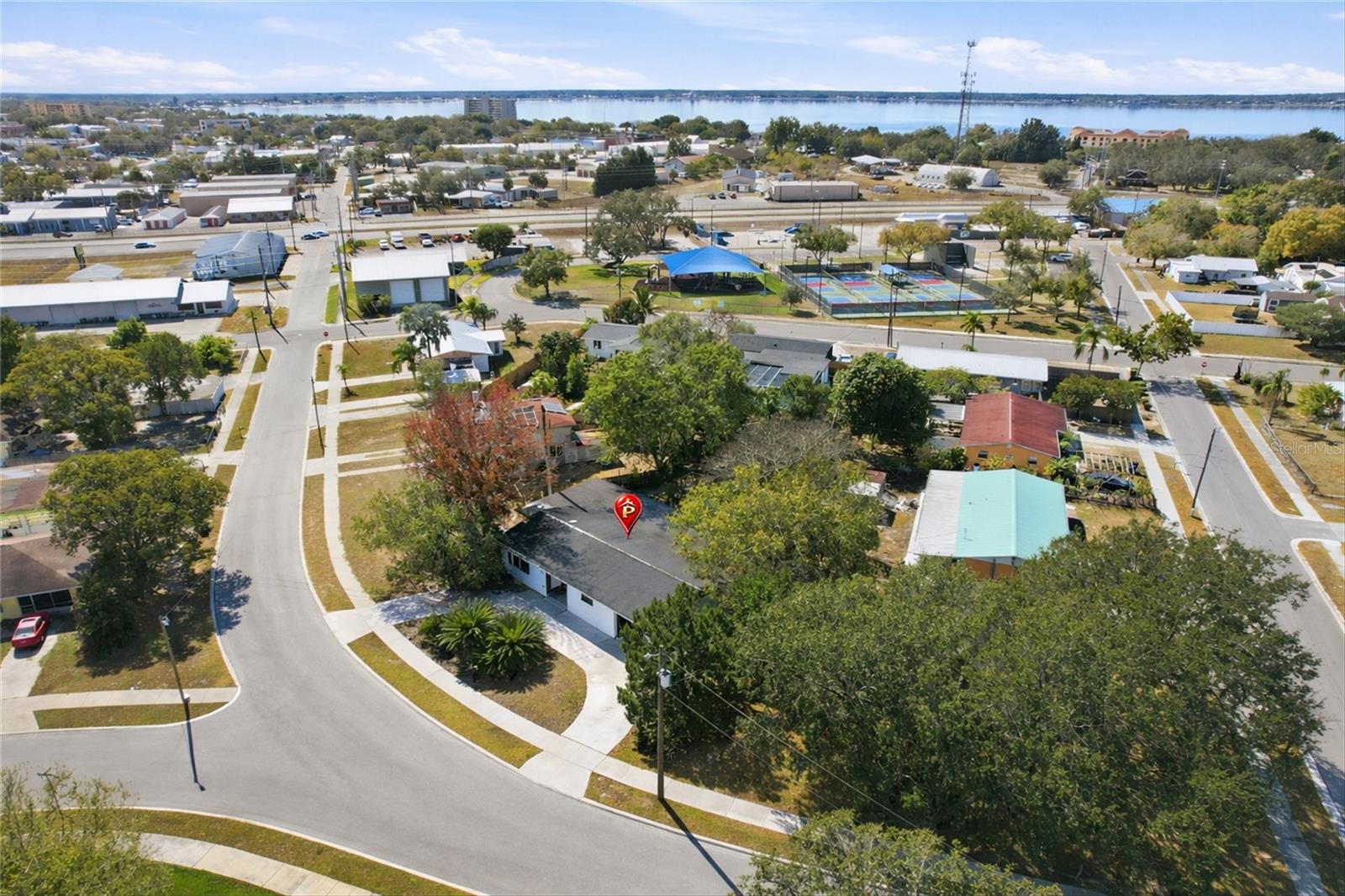 Image 26 of 28 For 901 Edgemoor Avenue