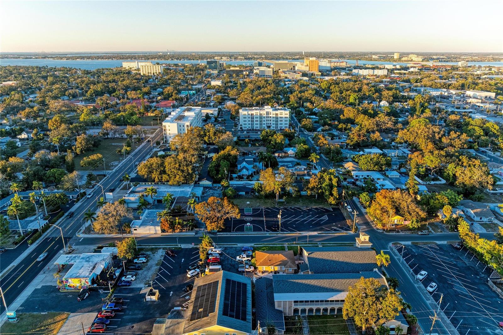 Image 11 of 100 For 1315 15th Avenue W