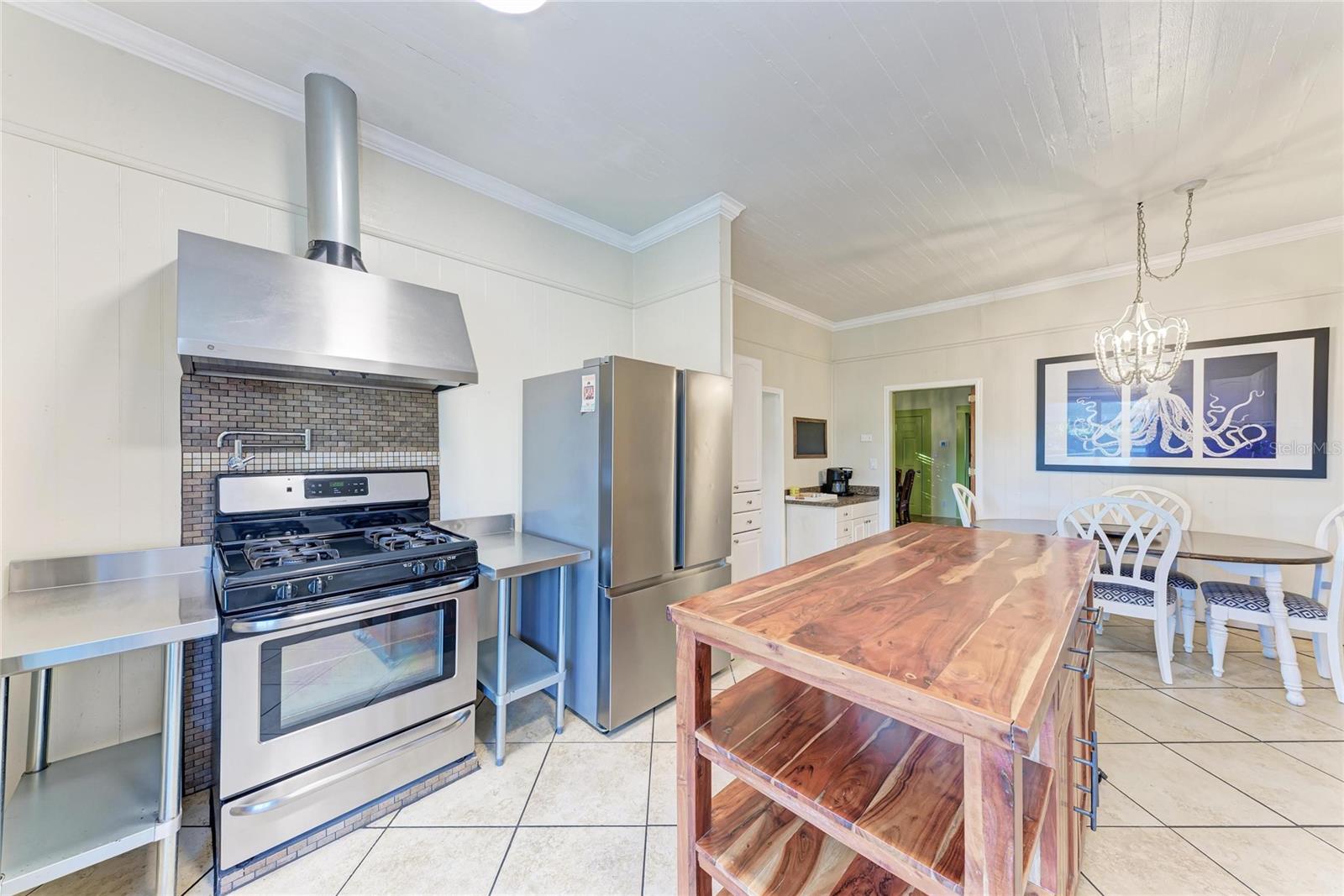 Image 26 of 100 For 1315 15th Avenue W