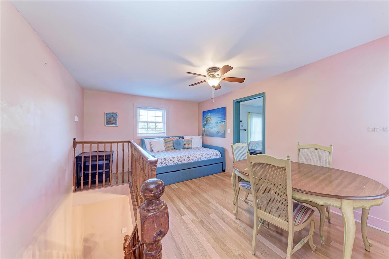 Image 44 of 100 For 1315 15th Avenue W