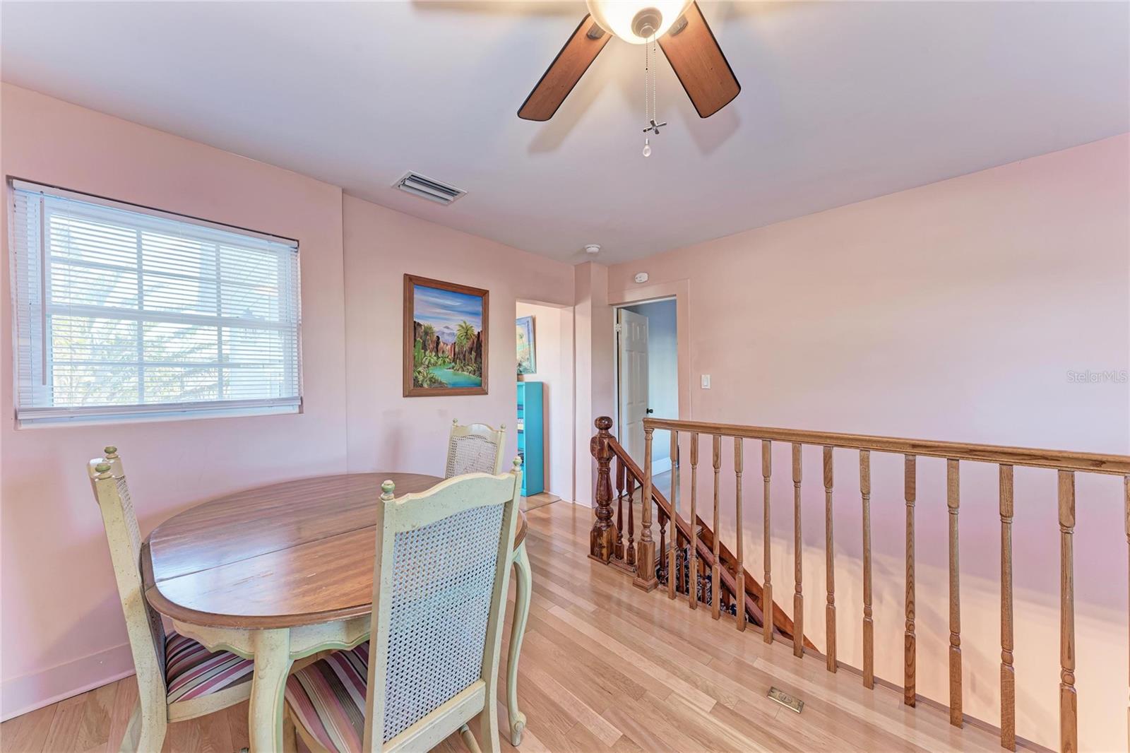 Image 45 of 100 For 1315 15th Avenue W