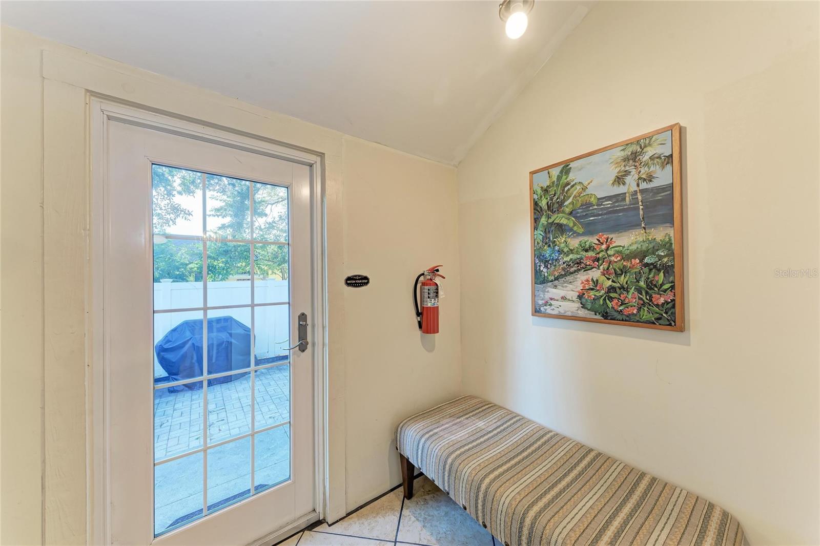 Image 54 of 100 For 1315 15th Avenue W