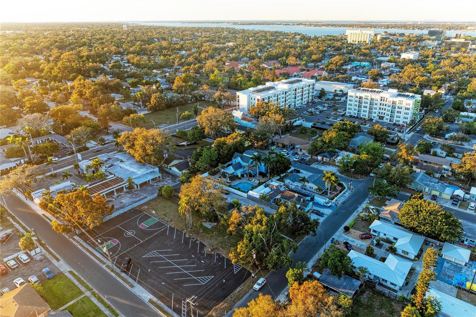 Image 72 of 100 For 1315 15th Avenue W