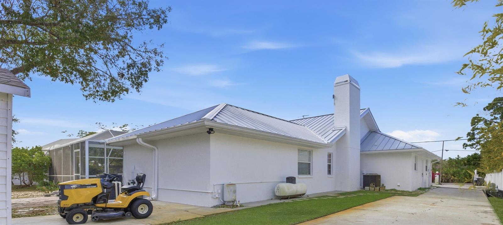 Image 52 of 73 For 2321 Manasota Beach Road